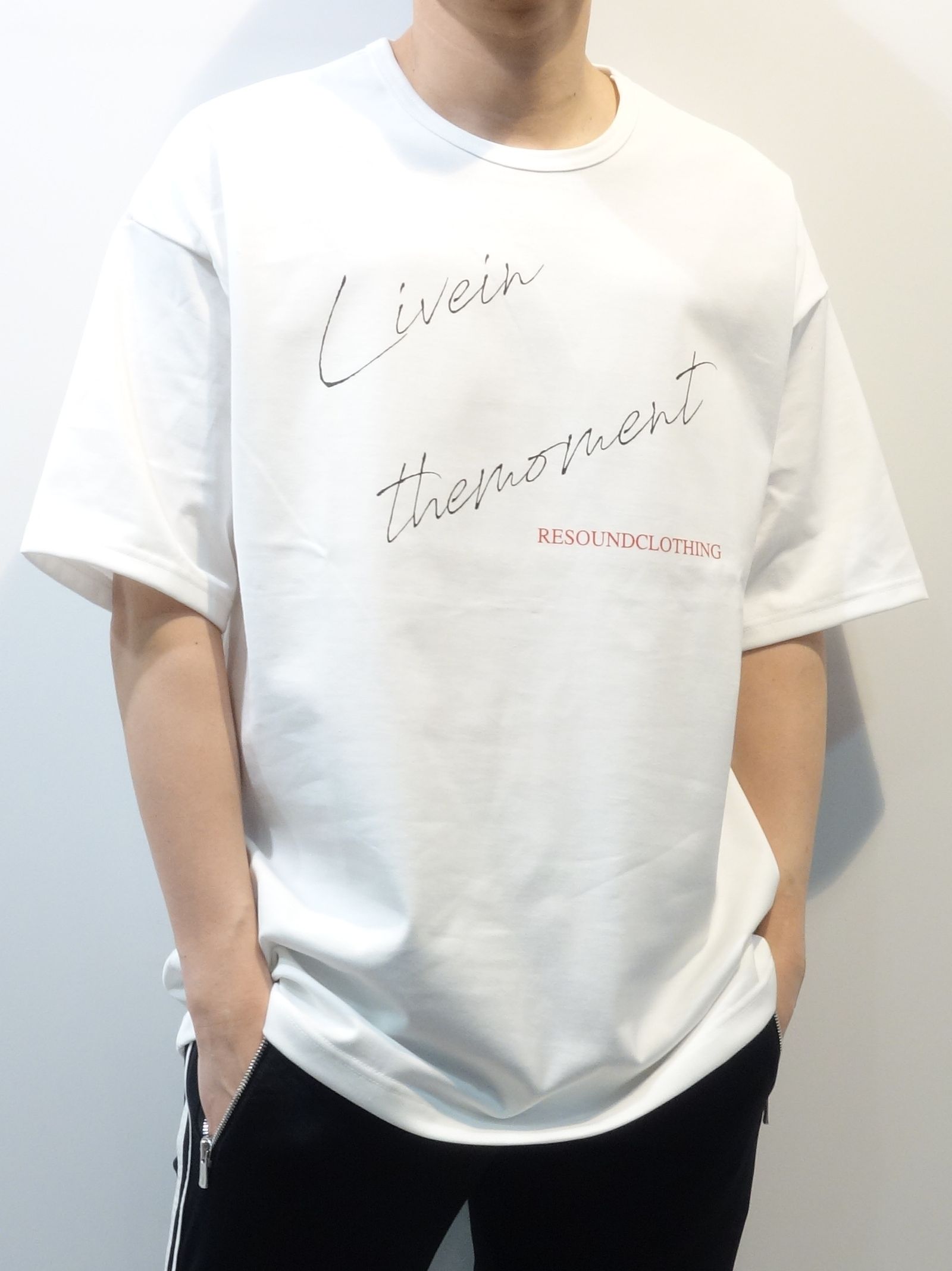 LIVE IN THE MORMENT LOOSE TEE / RC23-T-003 / プリントビッグTシャツ