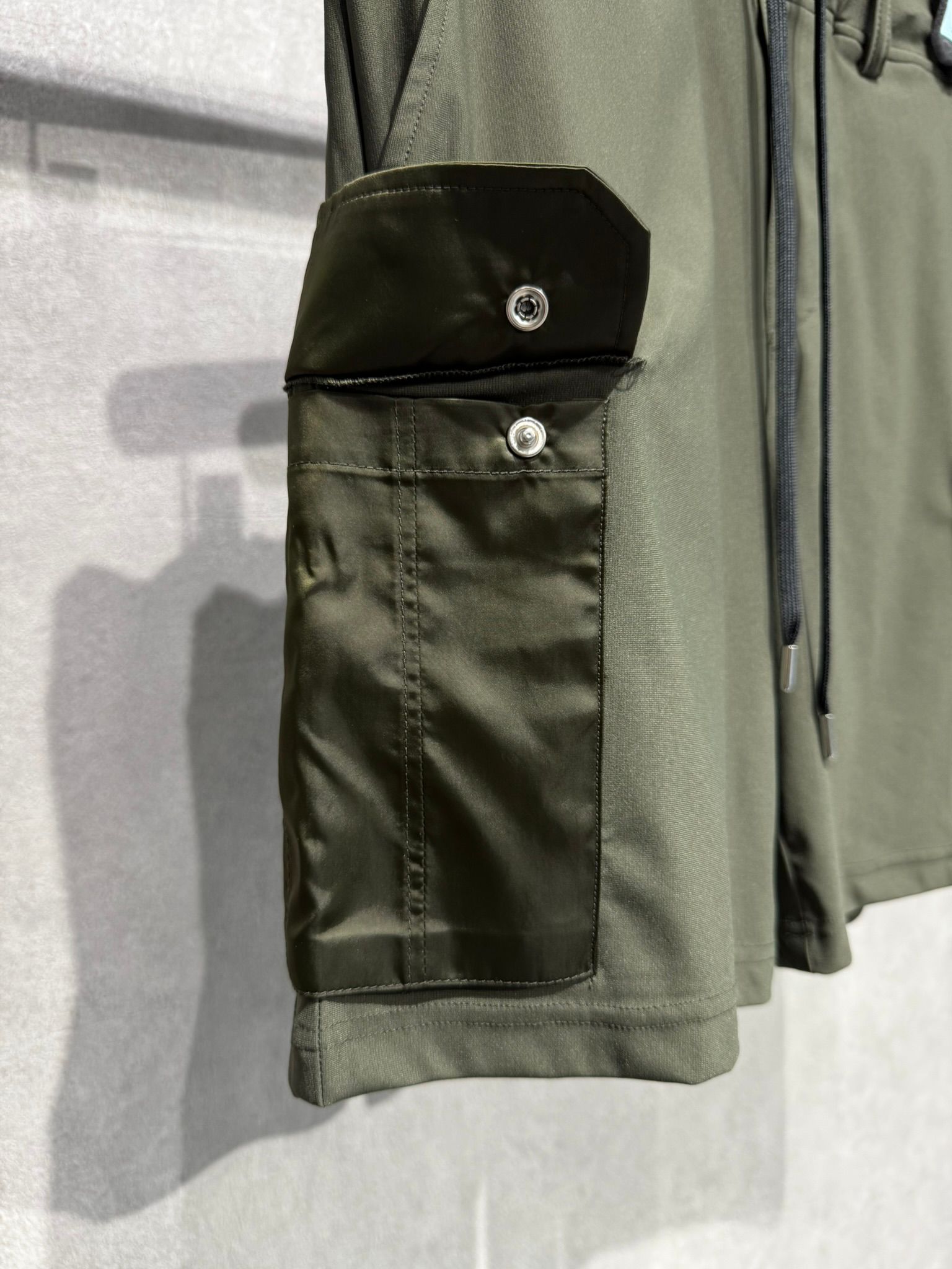 DARRELL CARGO SHORTS / RC36-HP-005 / ナイロンカーゴショーツ / カーキ