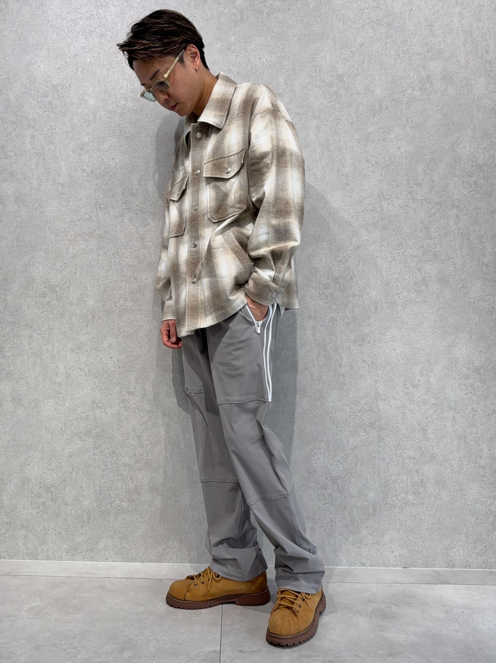 RESOUND新作チェックシャツ×ワイドラインパンツコーデ