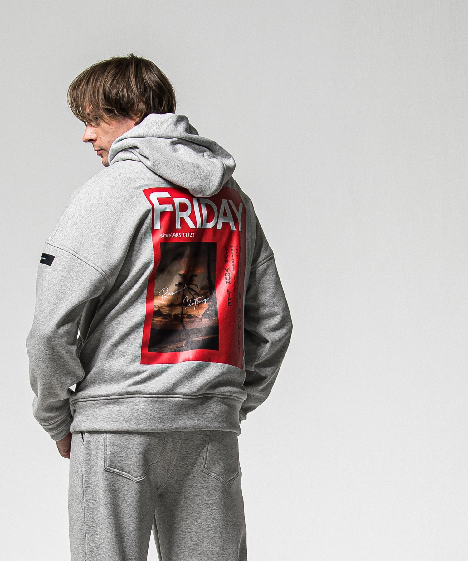 【FRIDAYコラボ】 FRIDAY OLD COVER VELOURS FLEECE TRAINER / RCF1-C-001 / 裏起毛FRIDAYオールドカバートレーナー / グレー (11月上旬入荷予定)