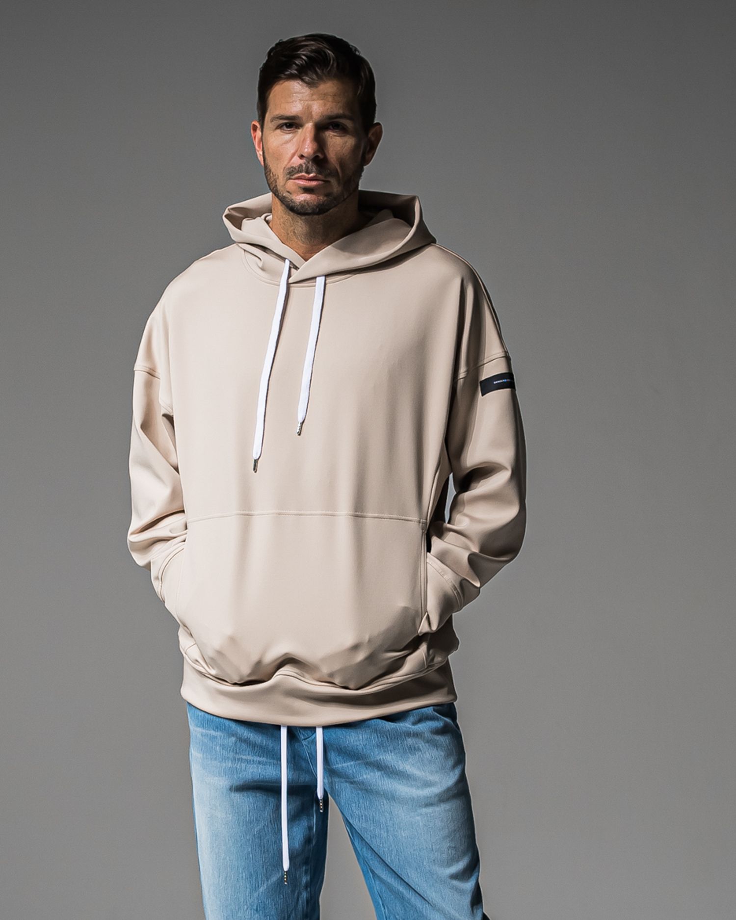 BACK ID LOOSE HOODIE / RC37-C-006 / バックロゴパーカー / ベージュ (9月中旬入荷予定)