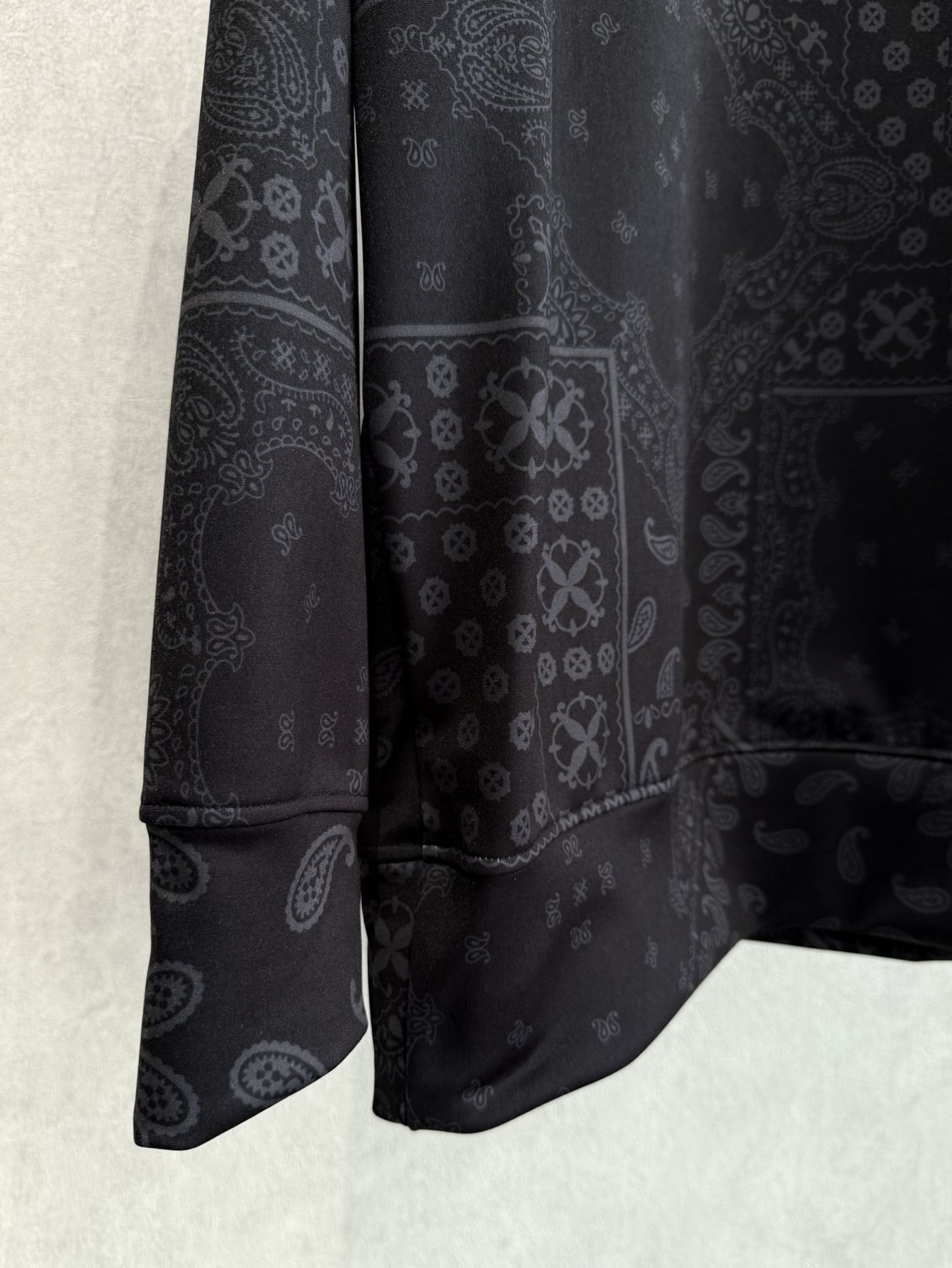 PAISLEY BACK FLEECE DROP TRAINER / RC38-C-008 / 裏起毛ペイズリートレーナー / ブラック