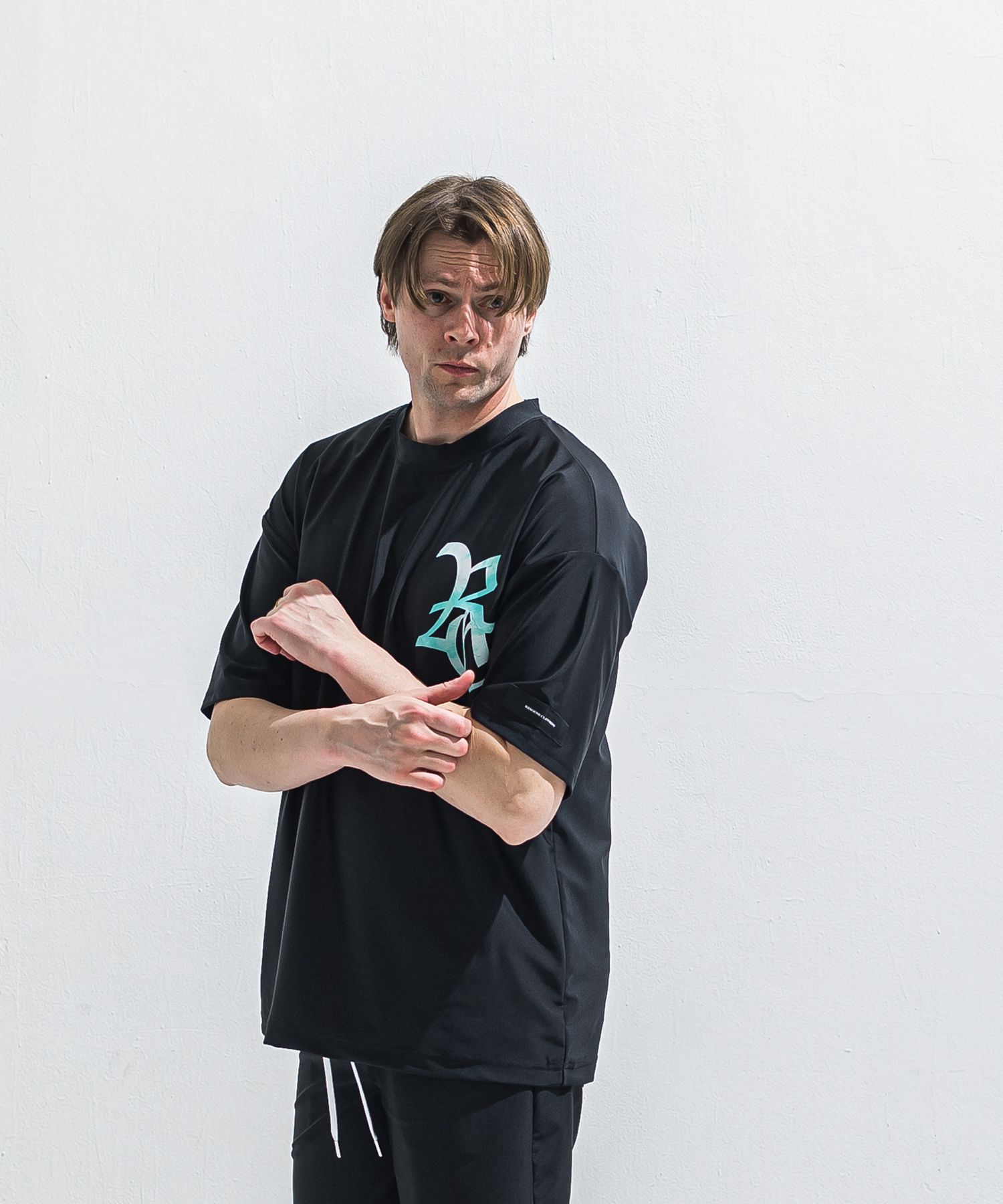 RC RUSH OVER T / RC40-T-009 / RCロゴラッシュガードビッグTシャツ / ブラック×ブルーグリーン (6月上旬入荷予定)