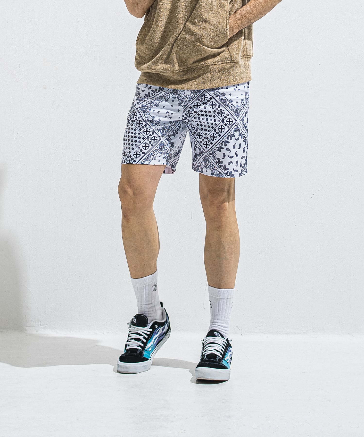 RUSH SHORTS / RC40-HP-002 / ラッシュガードショーツ / バンダナホワイト (5月下旬入荷予定)