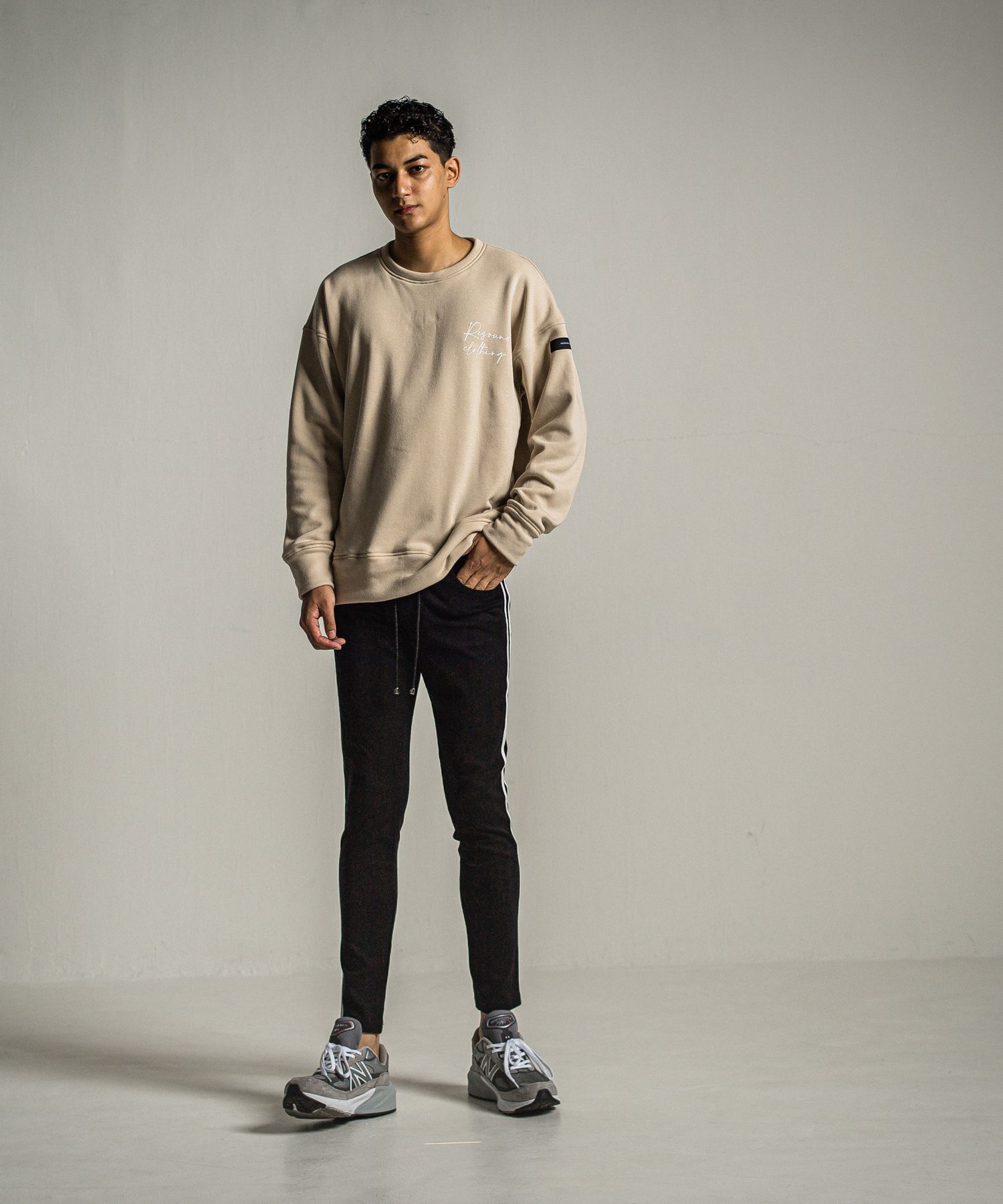 ID VELOURS FLEECE DROP TRAINER / RC34-C-004 / 裏起毛バックロゴトレーナー / ベージュ