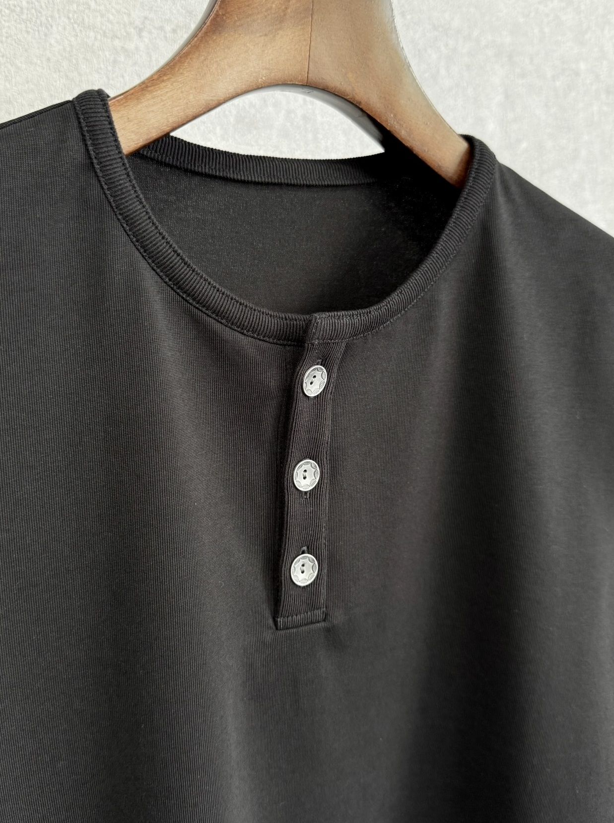ROLL UP HENRY T / RC40-T-005 / ロールアップヘンリーネックTシャツ / ブラック