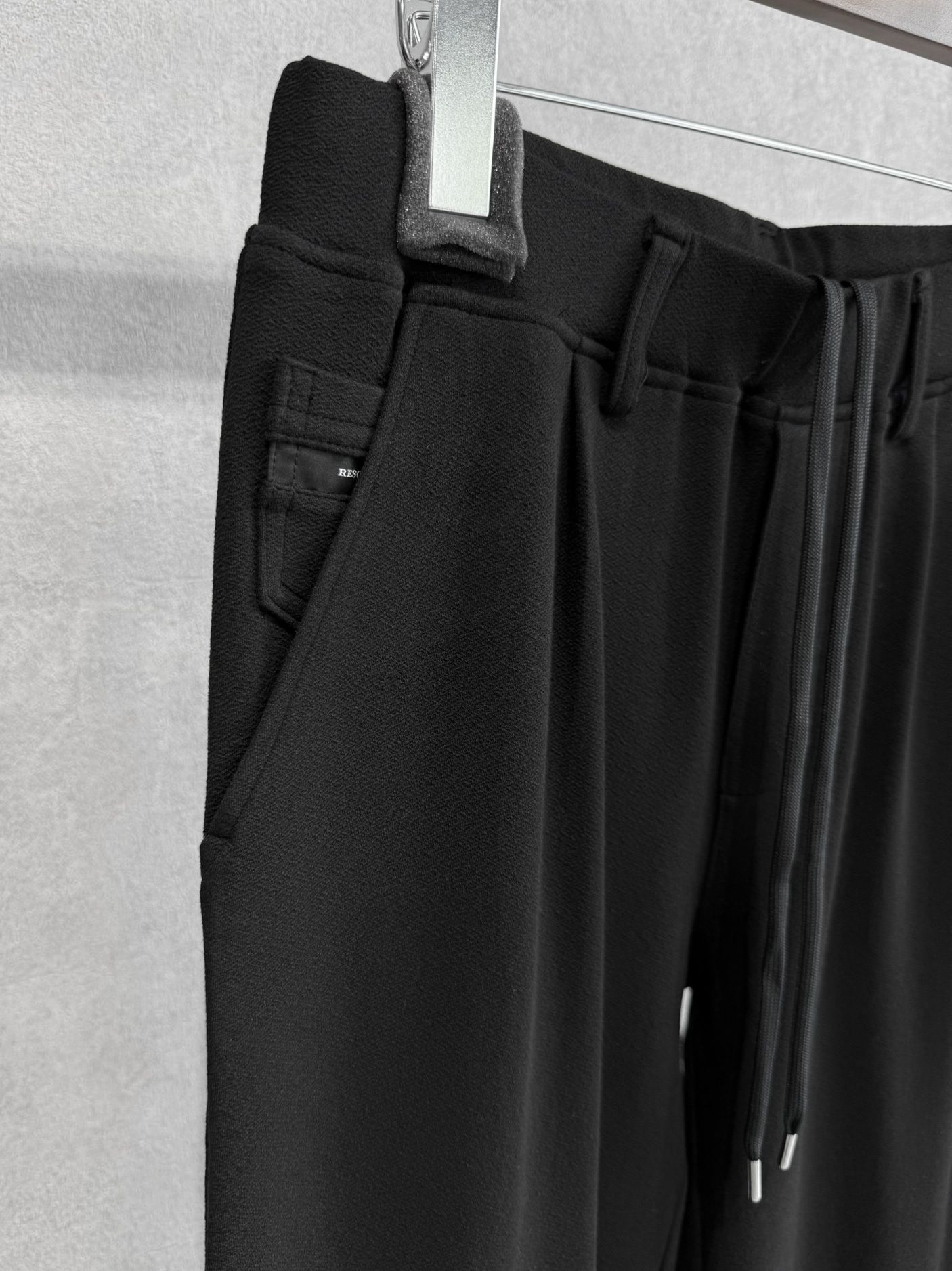 CHRIS EASY WIDE TUCK PANTS / RC41-ST-016WT / セミワイドタックパンツ / ブリスターブラック