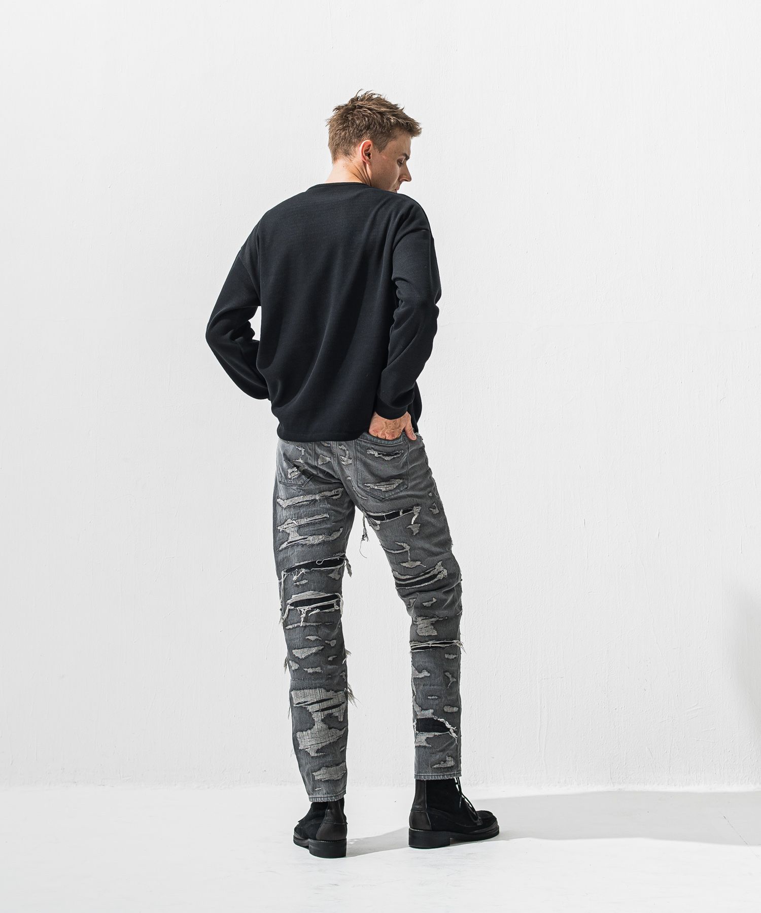 SCOTT JEANSS / RC42-ST-006 / レギュラーテーパードデニムパンツ / スペシャルクラッシュ ブラック (12月中旬入荷予定)