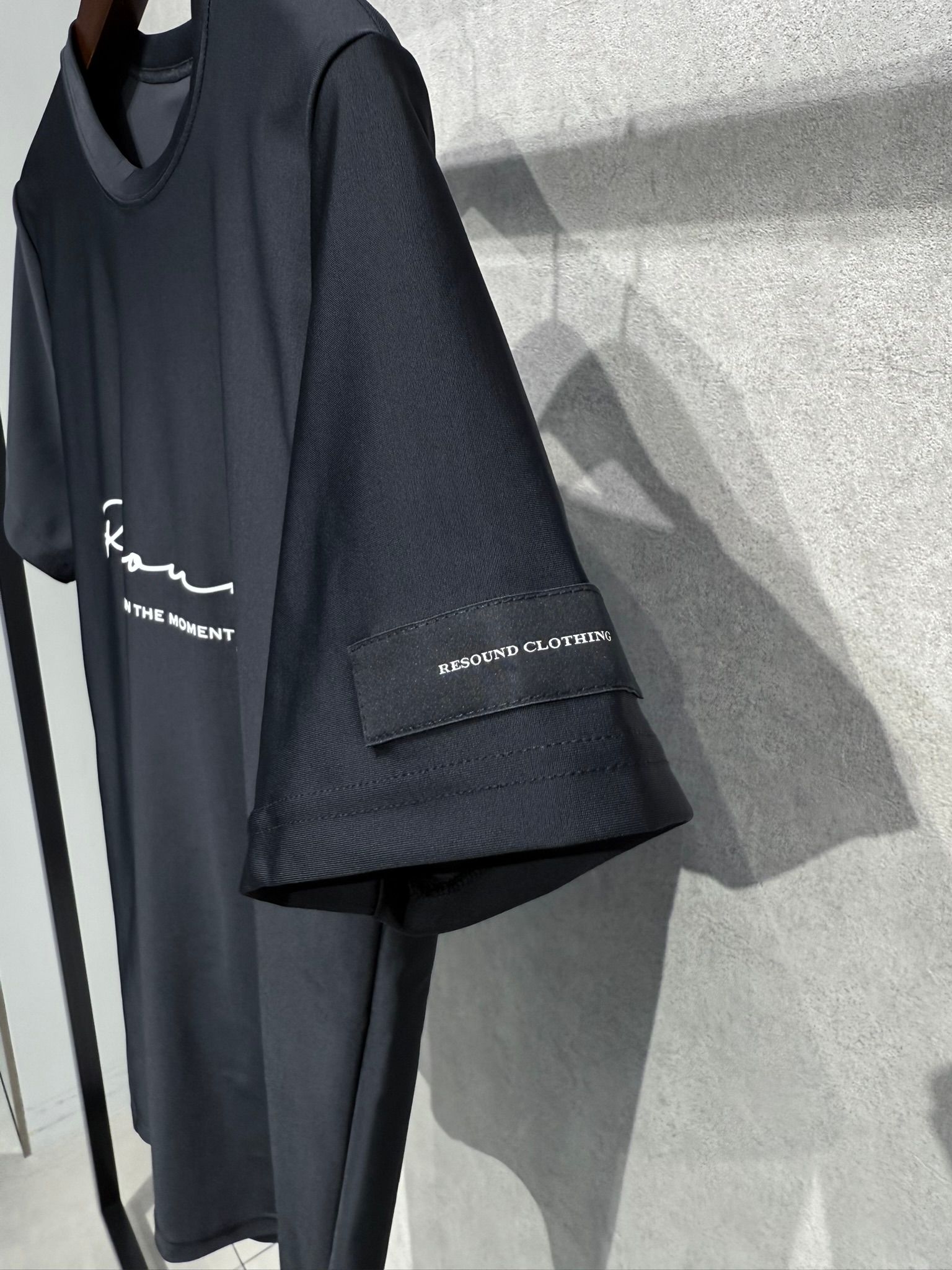 HANDWRITING RUSH BASIC T / RC36-T-013 / ハンドライティングロゴラッシュガードTシャツ / ブラック