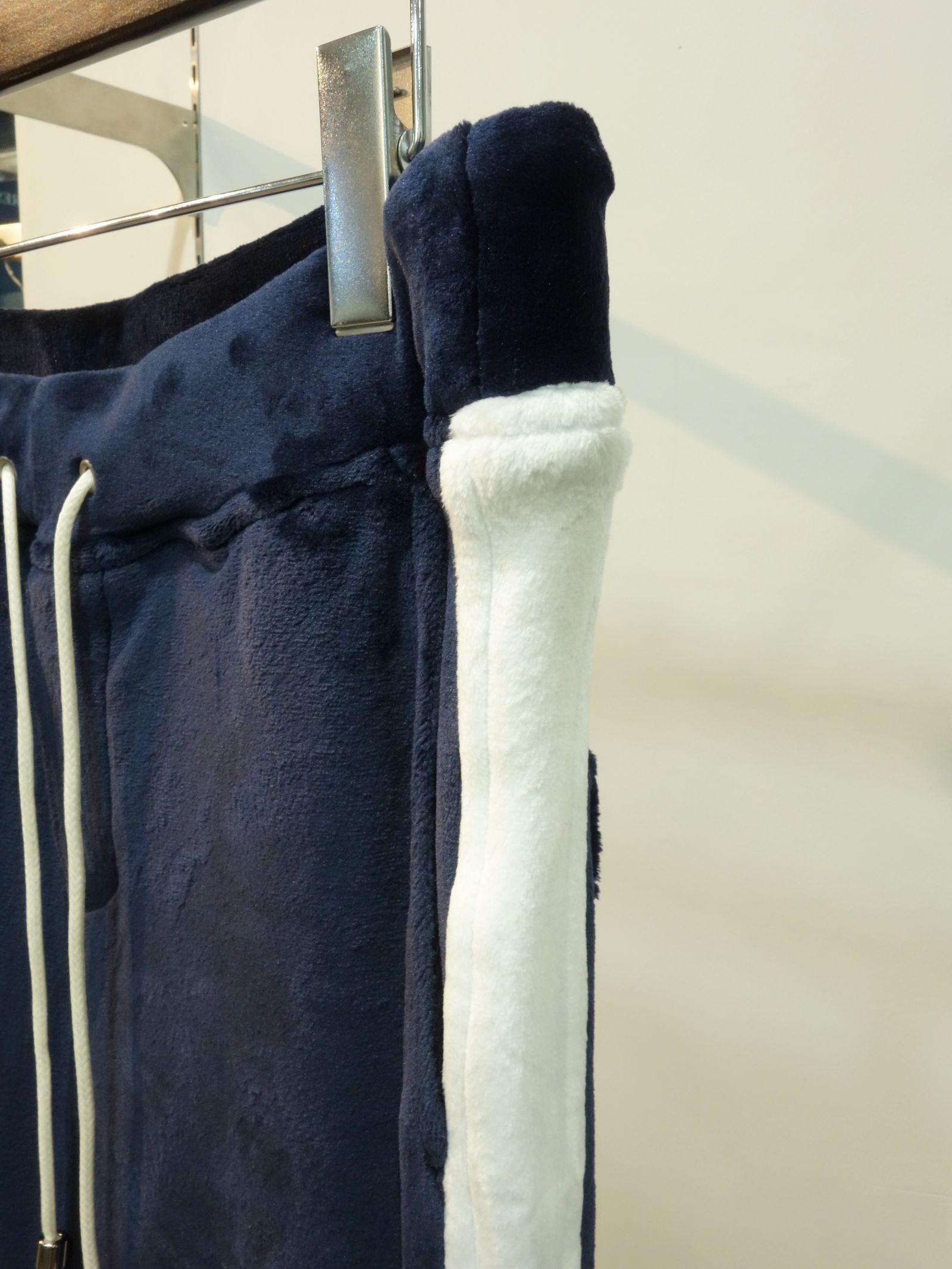 DOUBLE VELOURS FLEECE SLASH LINE PT / RC22-ST-012H / ベロアフリースラインパンツ