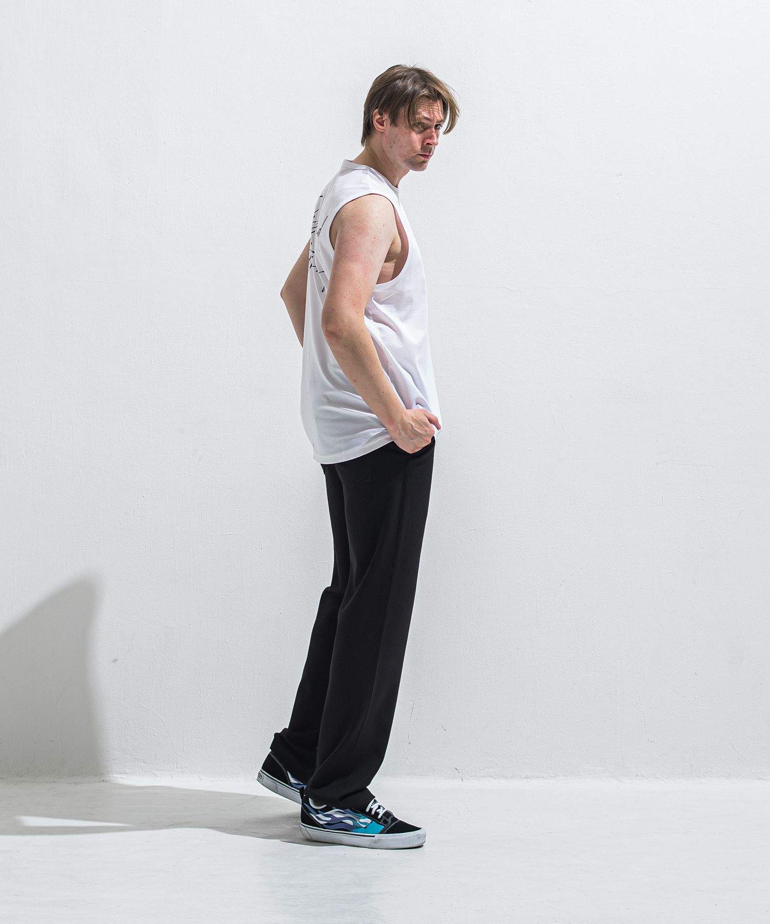 OVER NO SLEEVE / RC40-T-010 / バックロゴメッシュノースリーブ / ホワイト (6月上旬入荷予定)