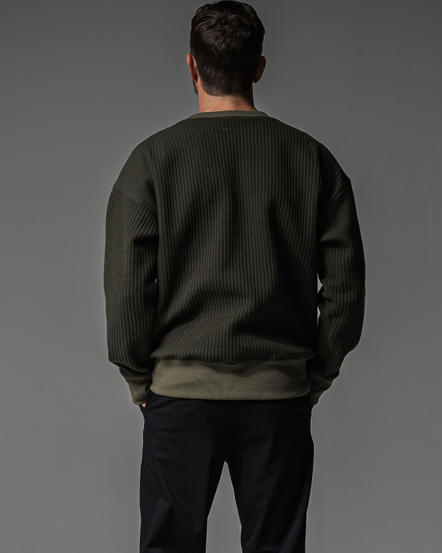STRIPE QUILTING DROP TRAINER / RC37-C-003 / ストライプキルティングトレーナー / カーキ (9月下旬入荷予定)