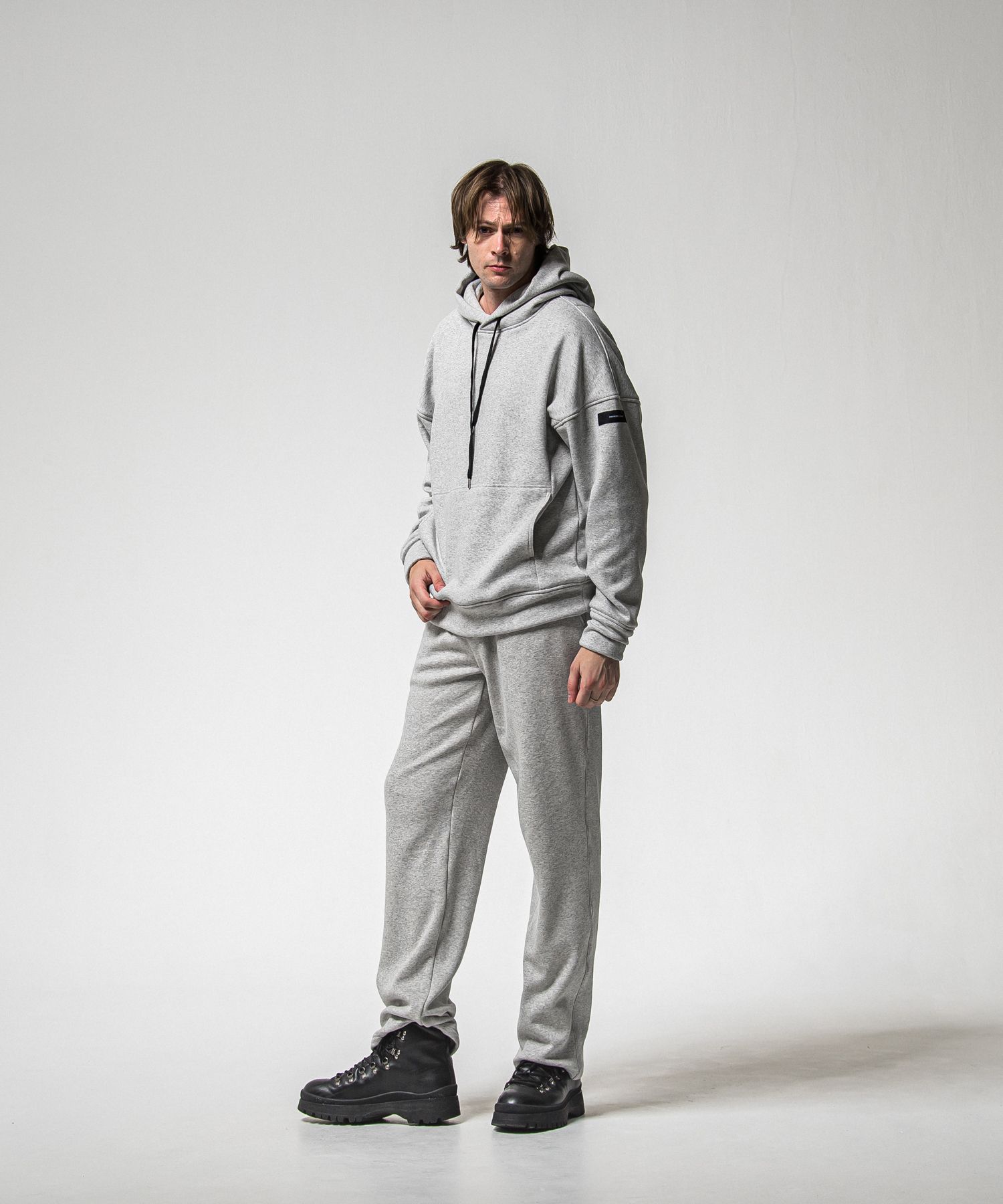 【FRIDAYコラボ】 FRIDAY OLD COVER VELOURS FLEECE TRAINER / RCF1-C-001 / 裏起毛FRIDAYオールドカバートレーナー / グレー (11月上旬入荷予定)