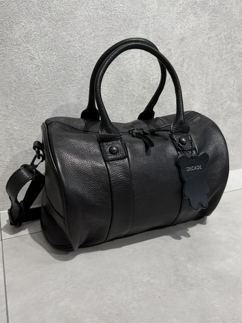 オイルドカウレザー ボストンショルダーバッグ / DCD-01516B / ブラック×ブラック