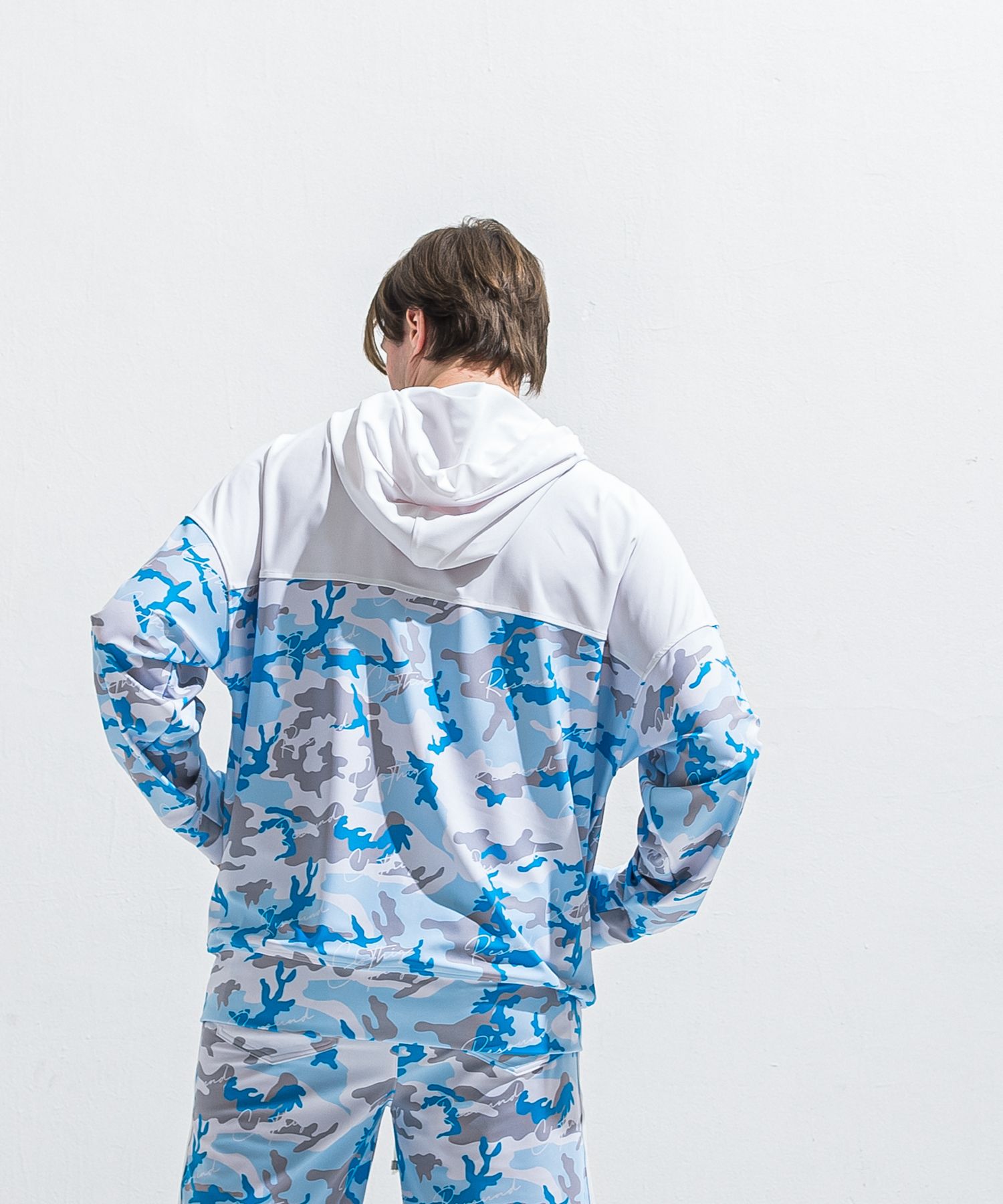 RUSH OVER ZIPUP HOODIE / RC40-C-001 / ラッシュガードパーカー / カモフラサックス (5月下旬入荷予定)