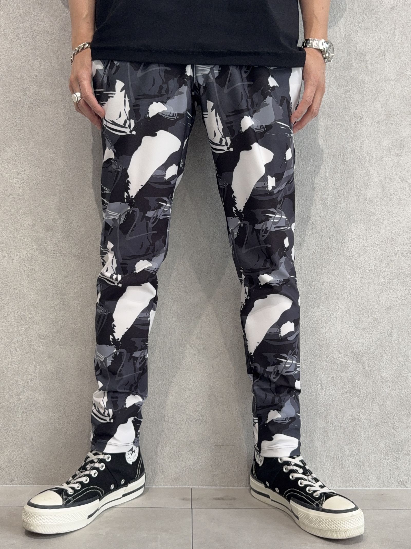 CHRIS EASY TUCK PANTS / RC29-ST-016T / カモ柄イージータックパンツ / ブラックカモフラ