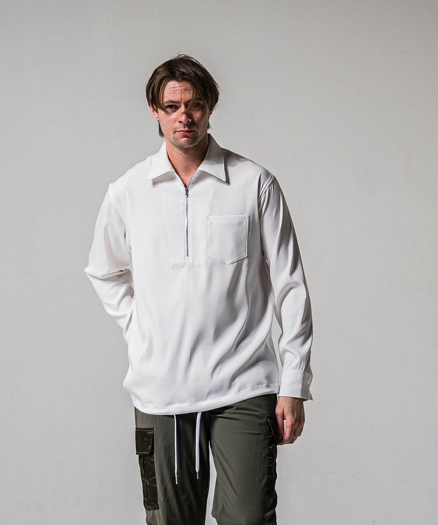 PULLOVER SATIN SHIRT / RC39-SH-002 / ハーフジップサテンシャツ / ホワイト (3月上旬入荷予定)
