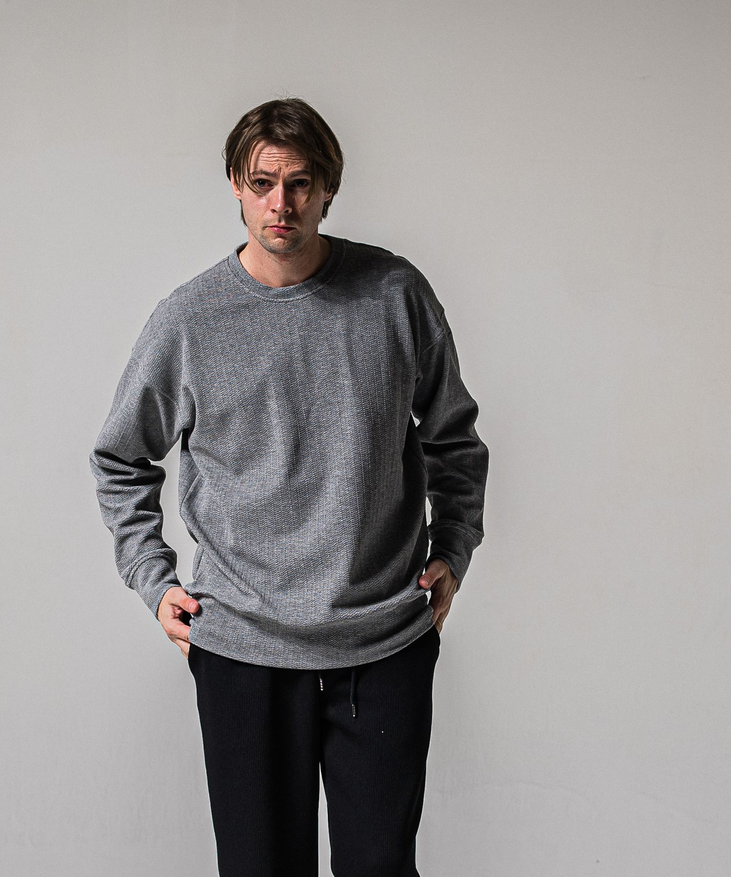 BLISTER TRAINER / RC39-C-004 / ブリスターニットトレーナー / グレー (1月中旬入荷予定)