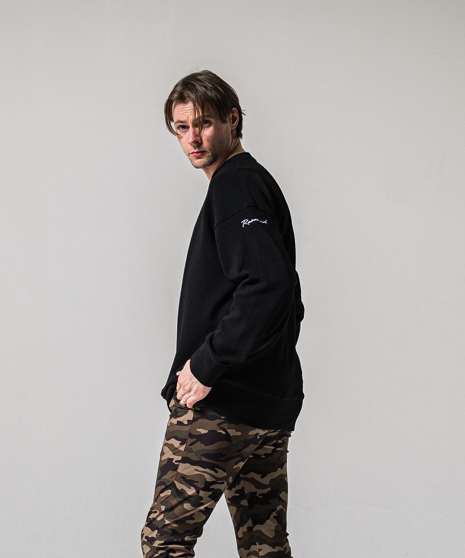 BLISTER TRAINER / RC39-C-004 / ブリスターニットトレーナー / ブラック (1月中旬入荷予定)