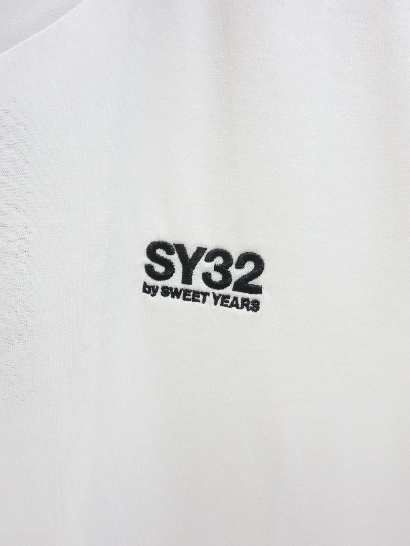 V NECK LOGO TAPE TEE / 11452 / プリントTシャツ