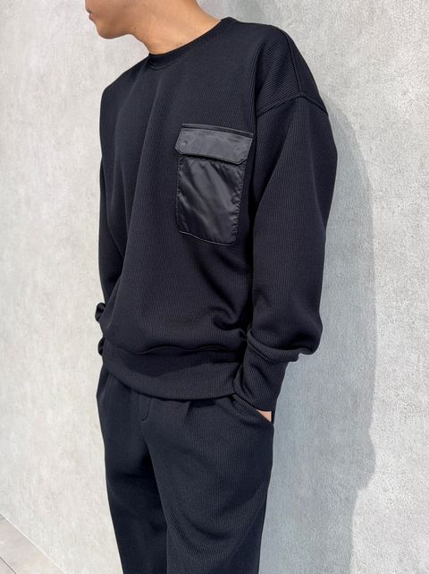 ボリュームと軽さのある高機能あぜ編みジャージセットアップ