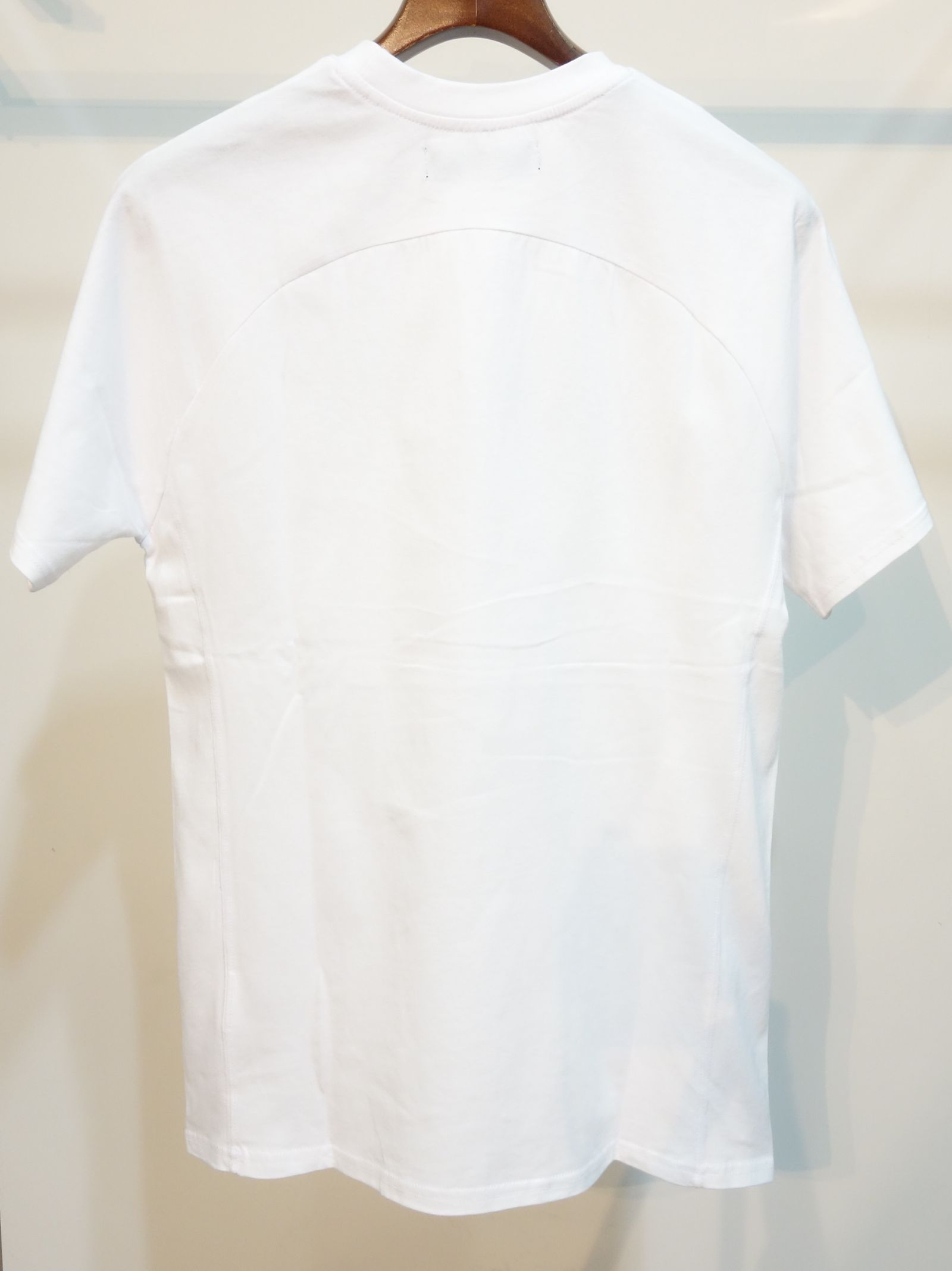ラインストーンロゴ半袖Tシャツ / ust-22018