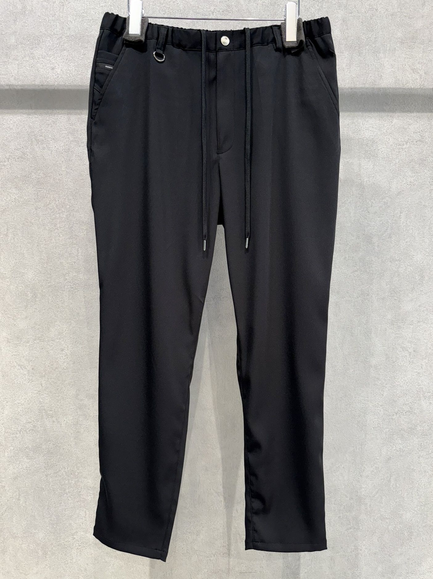 PAT WIDE EASY PANTS / RC39-ST-036BN / サテンワイドテーパードパンツ / ブラック
