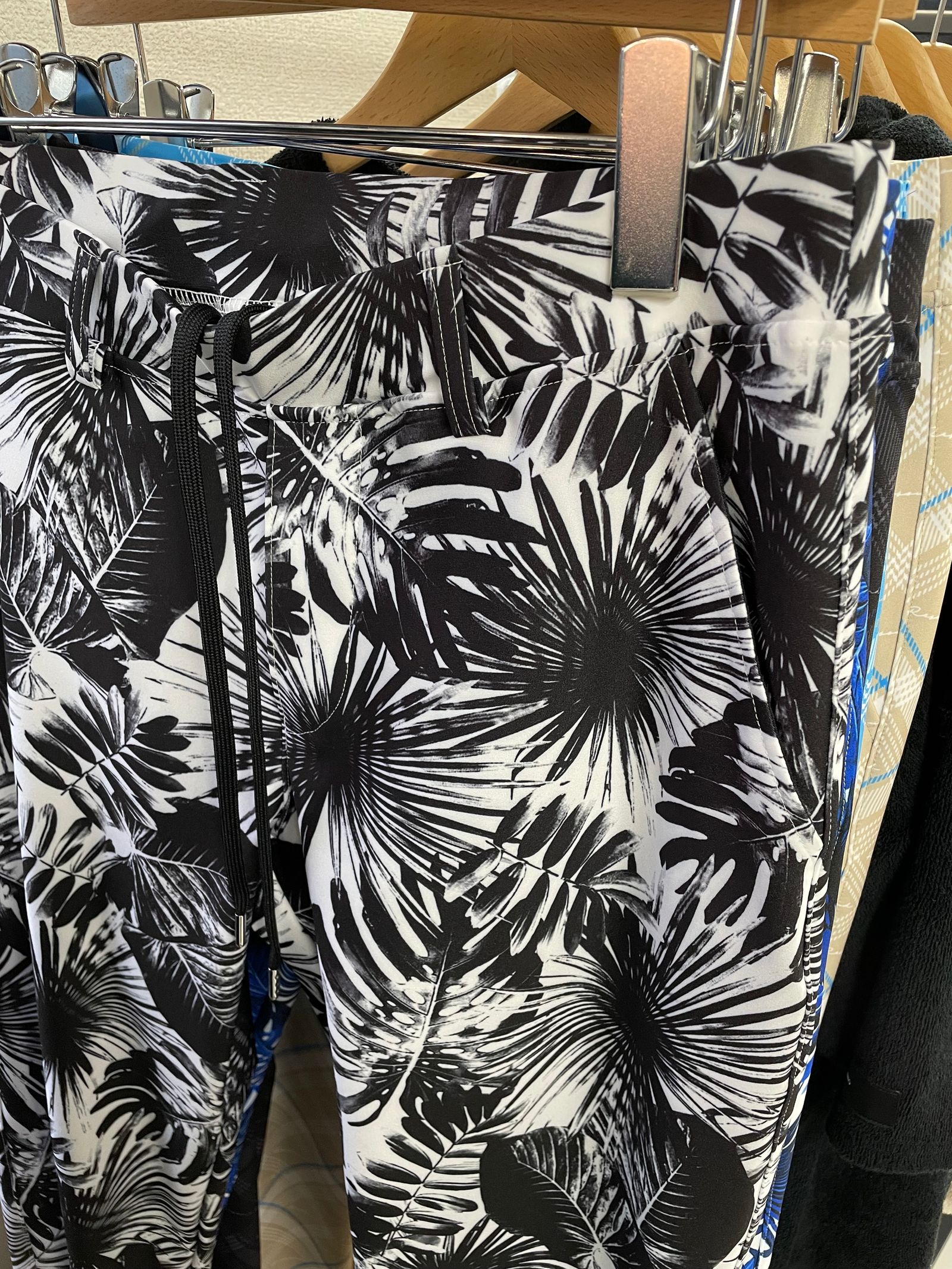 CHRIS EASY PANTS / RC27-ST-016 / リーフイージーパンツ / リーフブラック