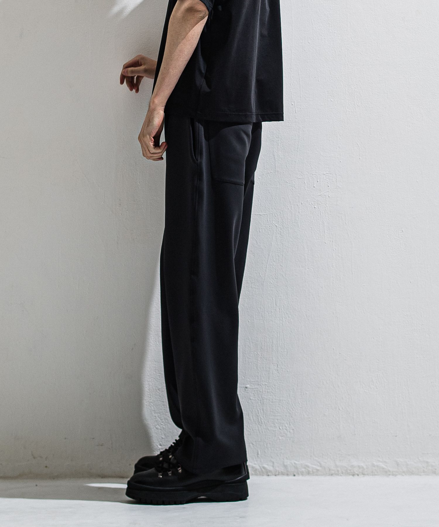 EMILIO DB WIDE PANTS / DP1-ST-003 / ダンボールジャージスーパーワイドパンツ / ブラック (3月中旬入荷予定)