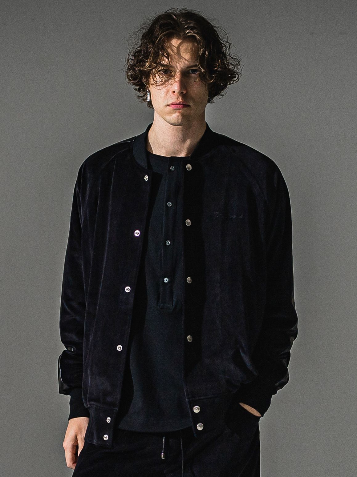 VELOURS VARSITY / RC41-C-005 / ベロアトラックスタジャン / ブラック (9月中旬入荷予定)