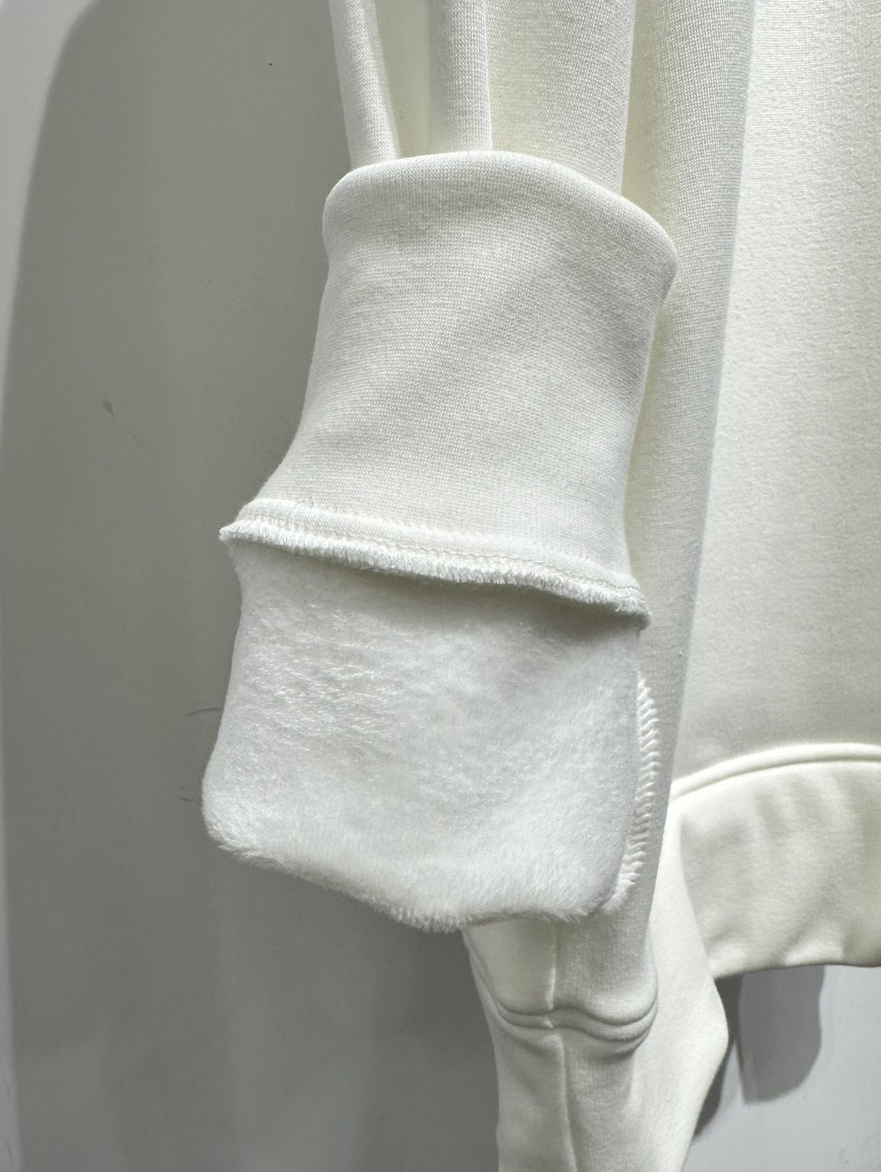 ID VELOURS FLEECE DROP TRAINER / RC34-C-004 / 裏起毛バックロゴトレーナー / ホワイト