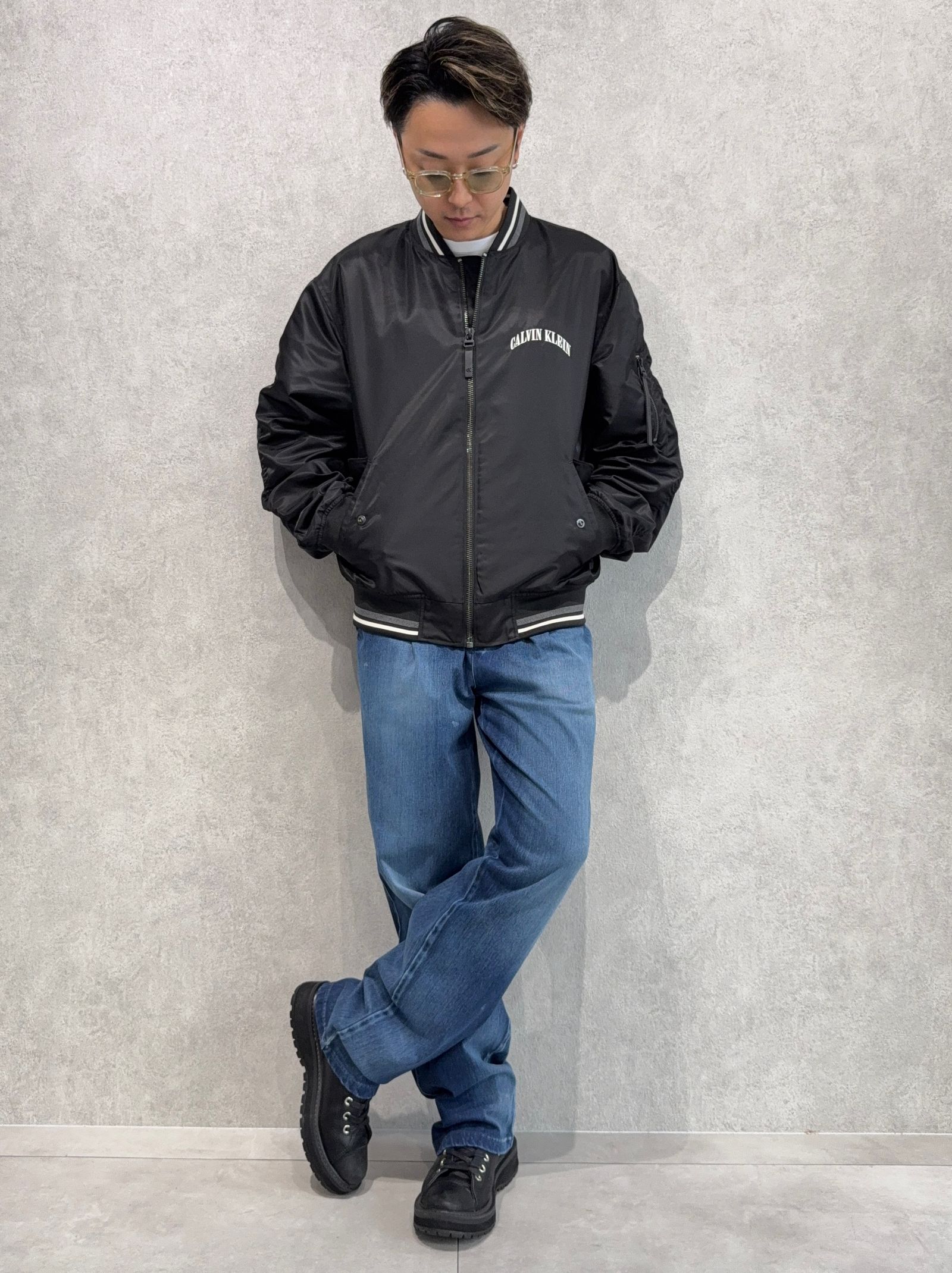 Calvin Kleinナイロンジャケット×RESOUNDワイドデニムコーデ