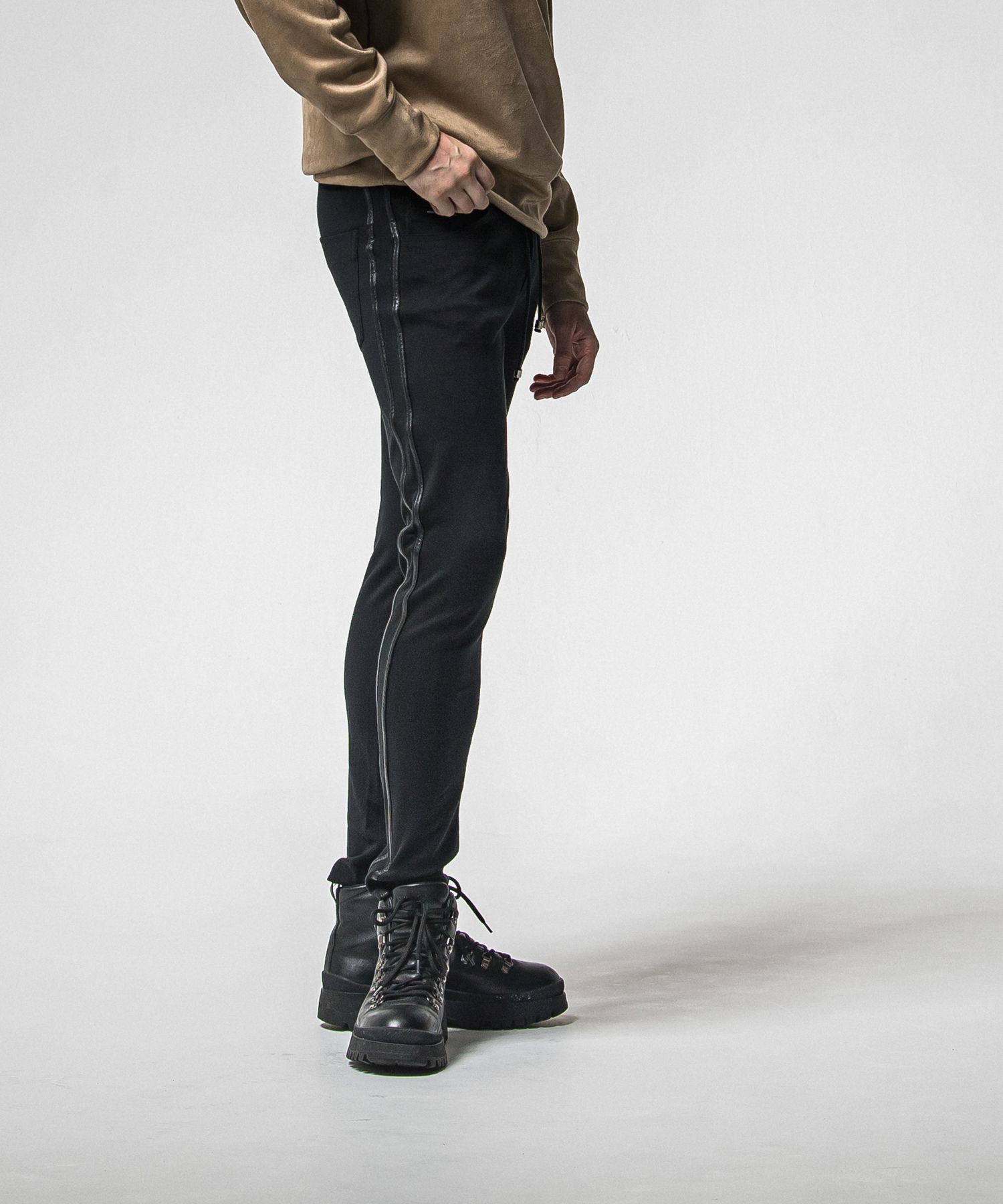 BLIND LINE PT / BASIC-ST-008 / ラインパンツ / ブラック×レザーブラック (1月上旬入荷予定)