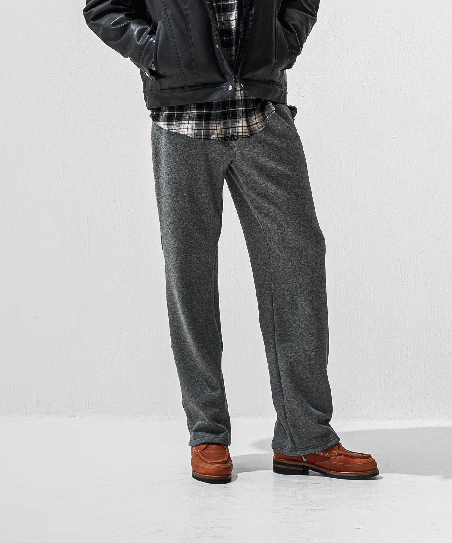 VELOURS FLEECE WIDE TUCK PANTS / RC42-ST-016HWT / 裏起毛セミワイドタックパンツ / チャコール (11月中旬入荷予定)