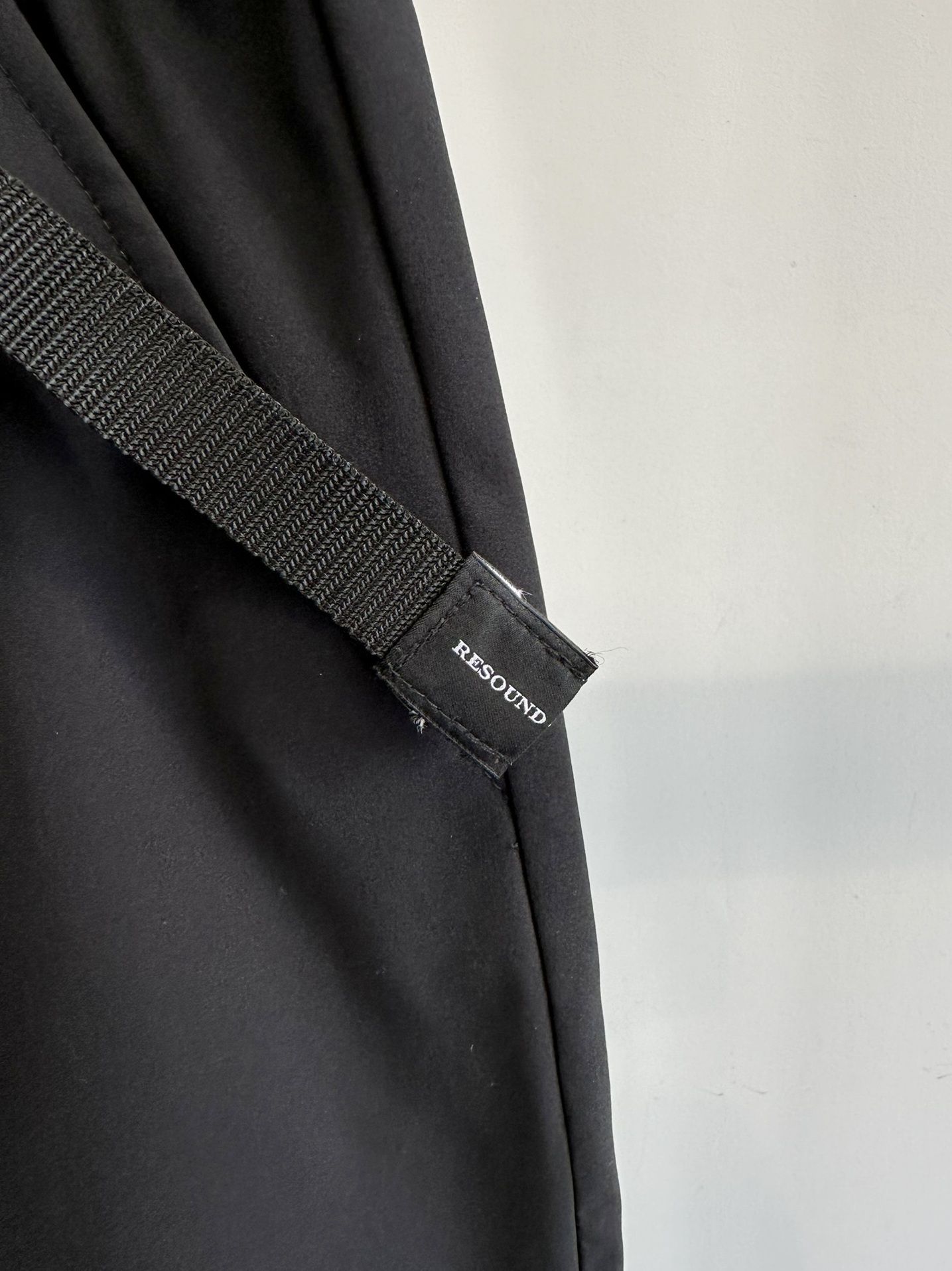 PAT WIDE EASY PANTS / RC31-ST-036 / ベルト付きテーパードワイドパンツ / ナイロンブラック