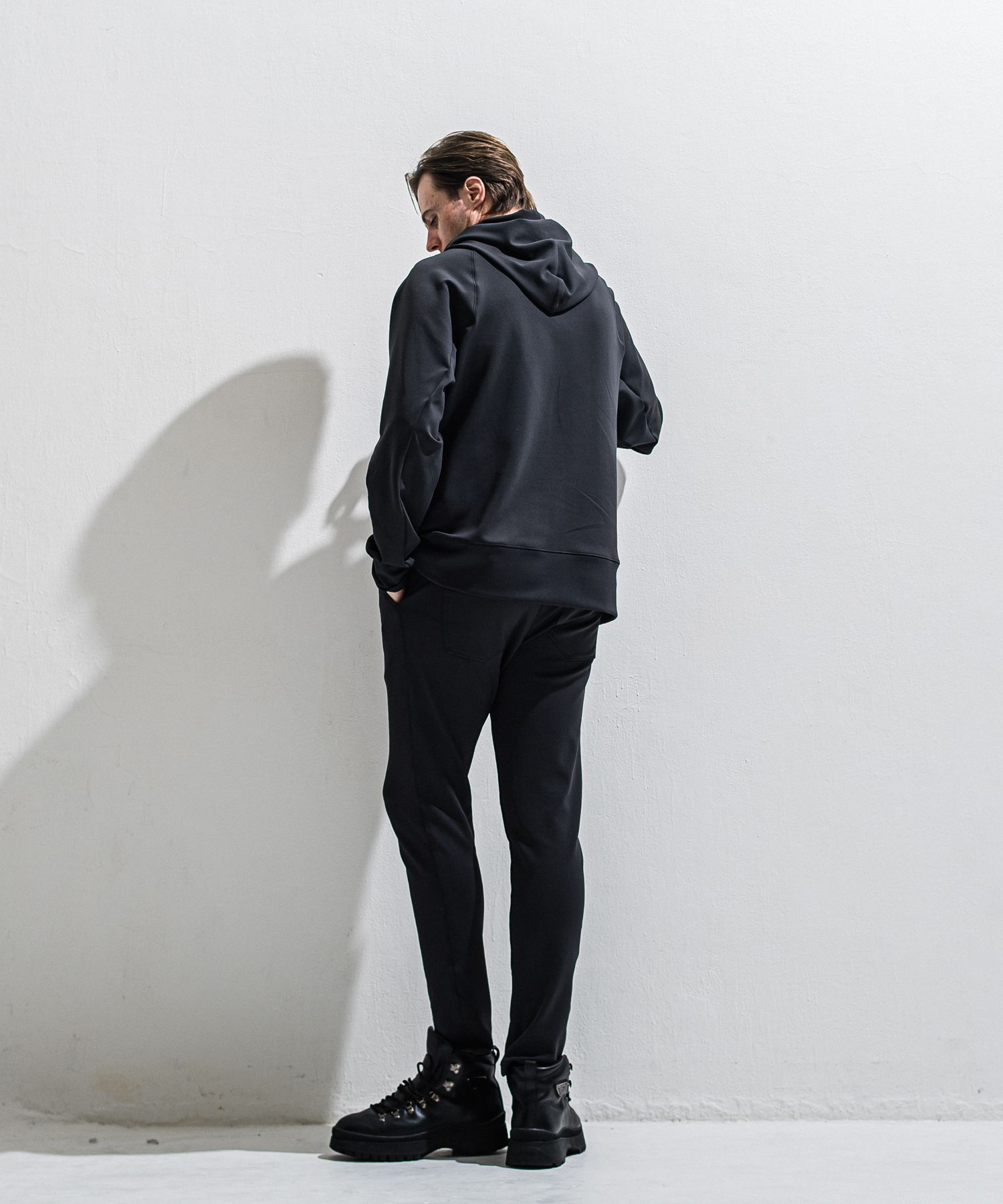 WILL PULLOVER HOODIE / DP1-C-001 / ウィルプリントプルオーバーパーカー / ブラック (2月上旬入荷予定)