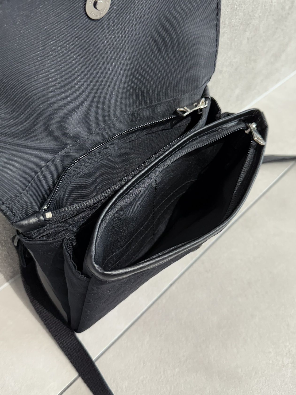 DECADE CLUTCH WALLET SHOULDER BAG / RC37-BAG-001RD / クラッチウォレットショルダーバッグ / ブラック