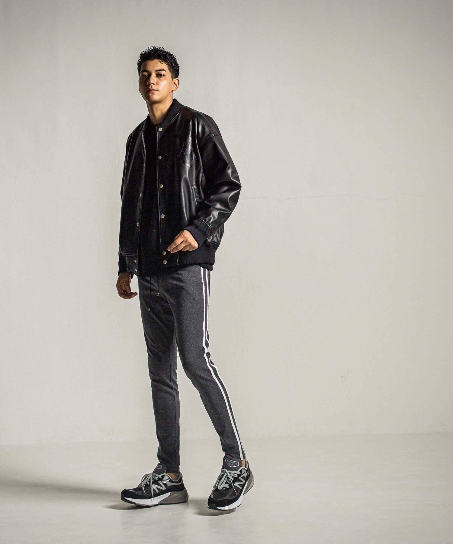 RESOUND CLOTHING - VELOURS FLEECE THERMAL LOOSE TRAINER