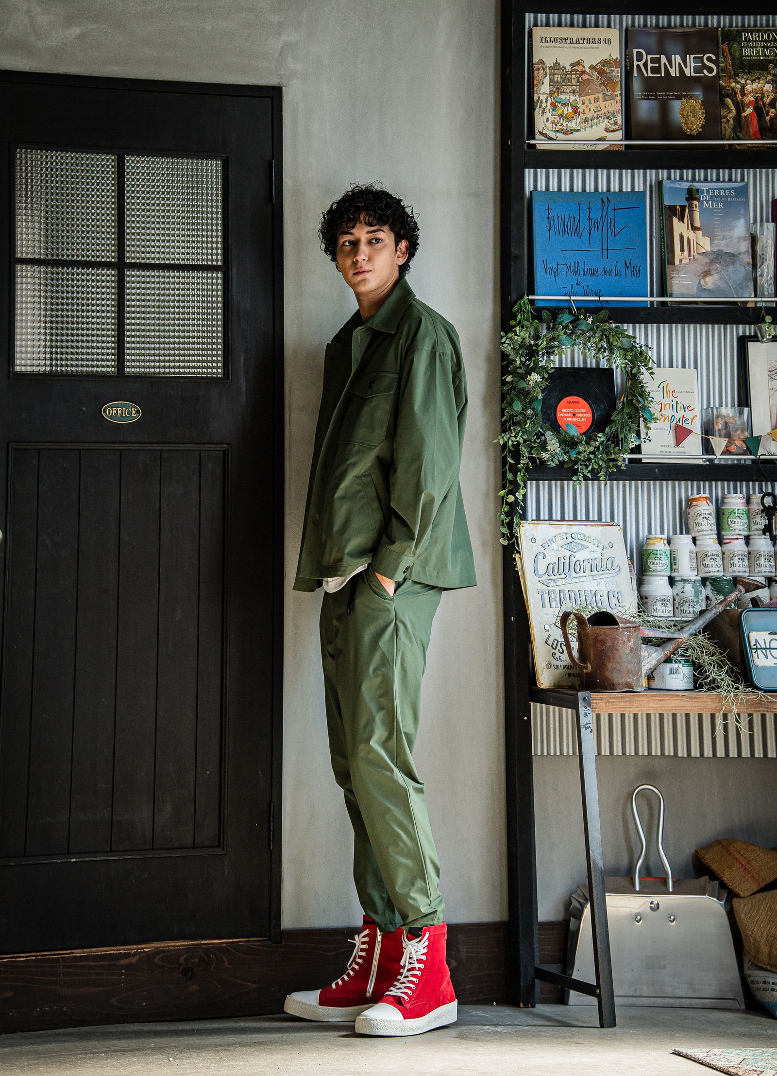 PAT WIDE EASY PANTS / RC31-ST-036 / ベルト付きテーパードワイドパンツ / ナイロンカーキ