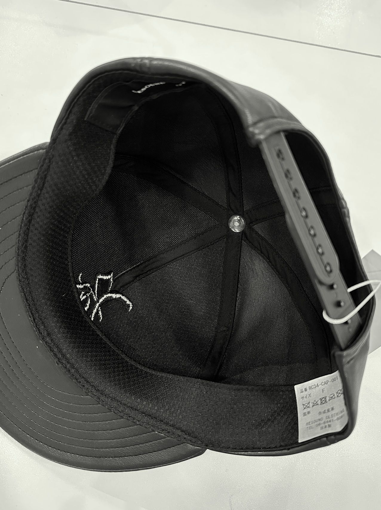 LEATHER RC BB CAP / RC34-CAP-001 / エコレザーベースボールキャップ / ブラック