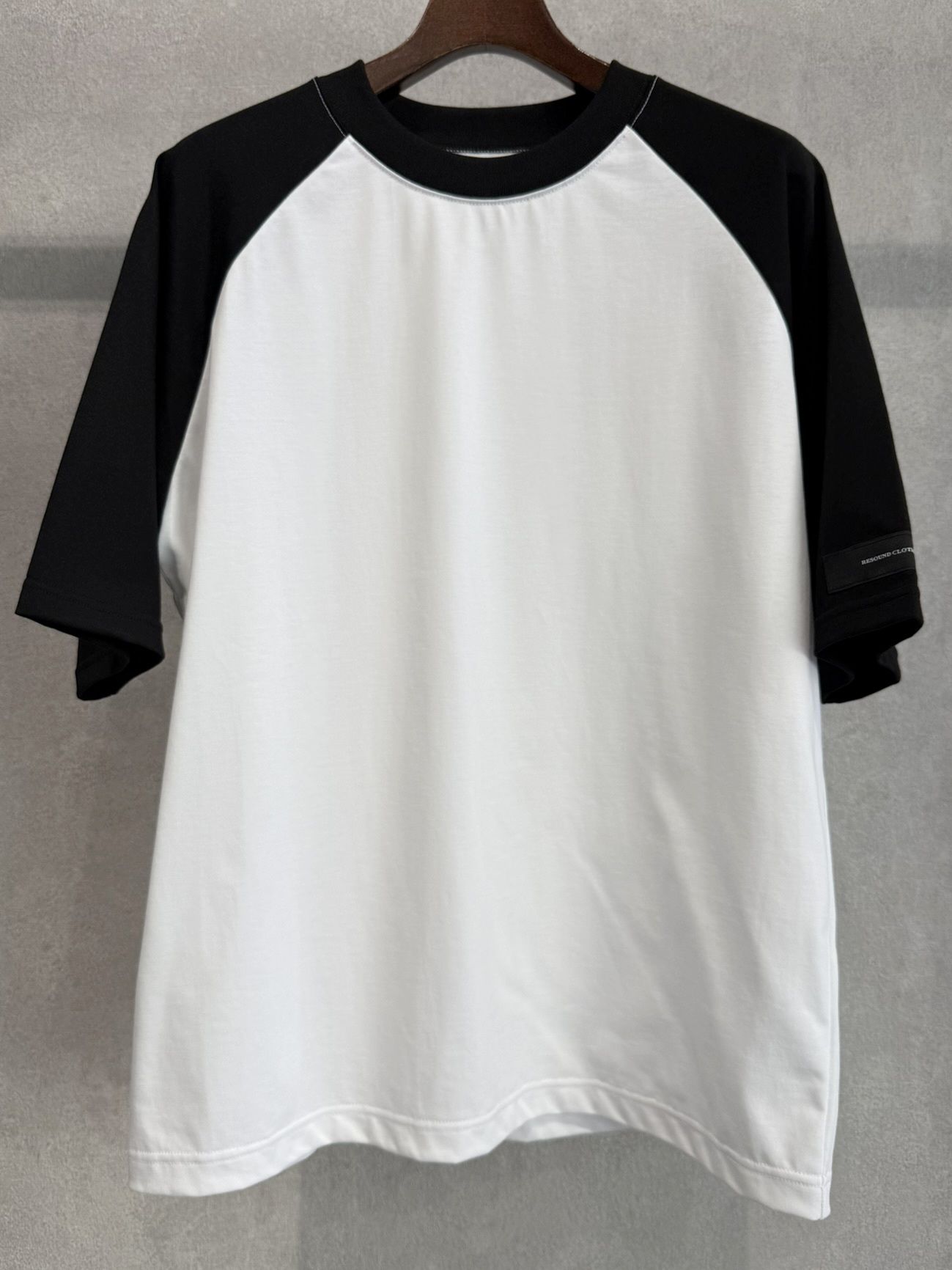 BACK RC RAGLAN OVER TEE / RC39-T-001 / バックロゴラグランビッグTシャツ / ホワイト×ブラック