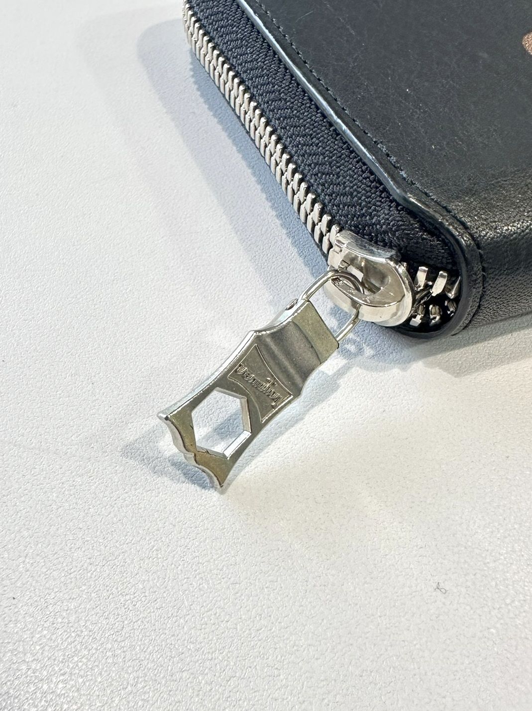 vermilion×RESOUND ROUND ZIP MINI WALLET / RCV-W-001 / 二つ折り財布 / ブラック