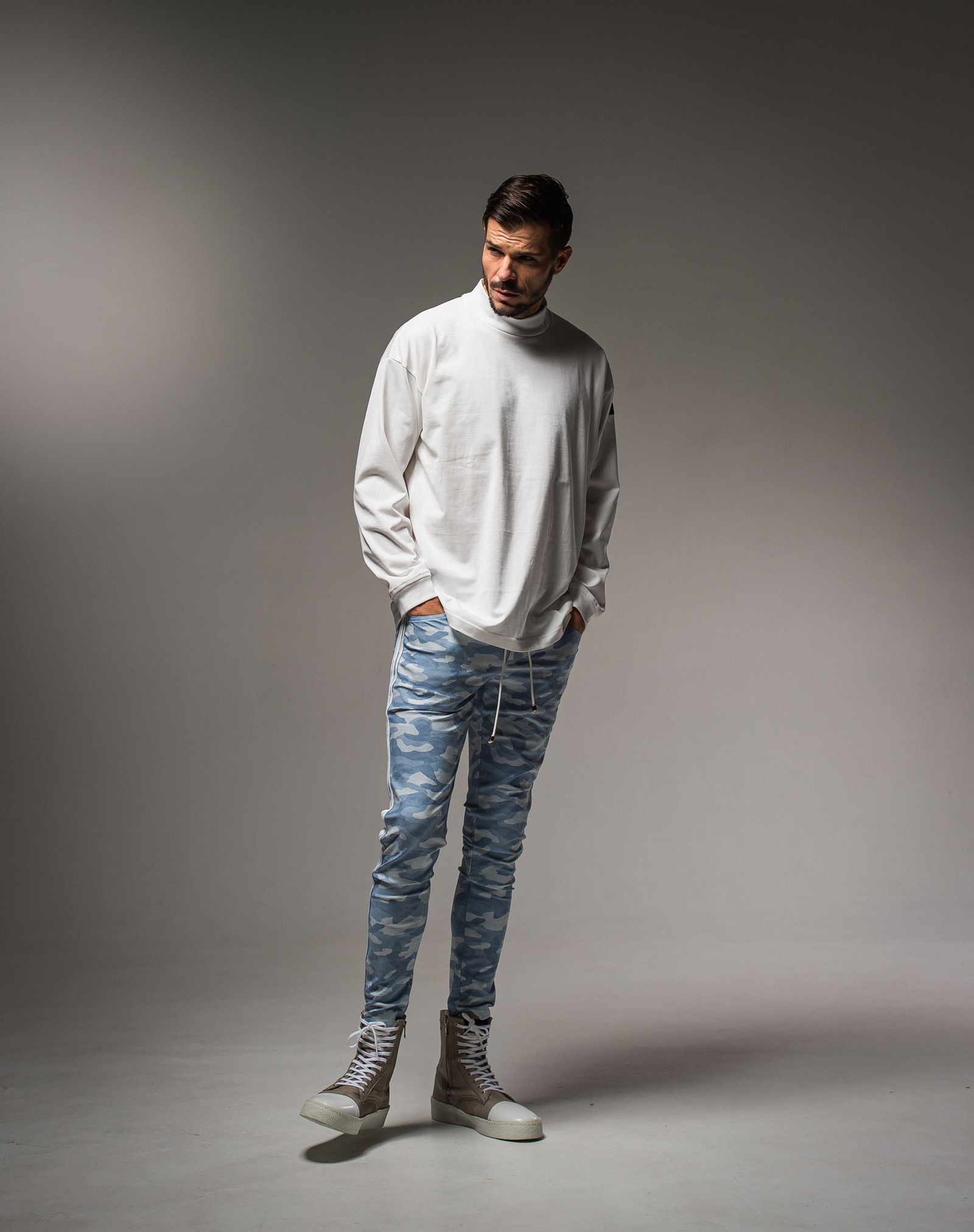 MOCKNECK LONG SLEEVE / RC23-T-008 / モックネック長袖Tシャツ※