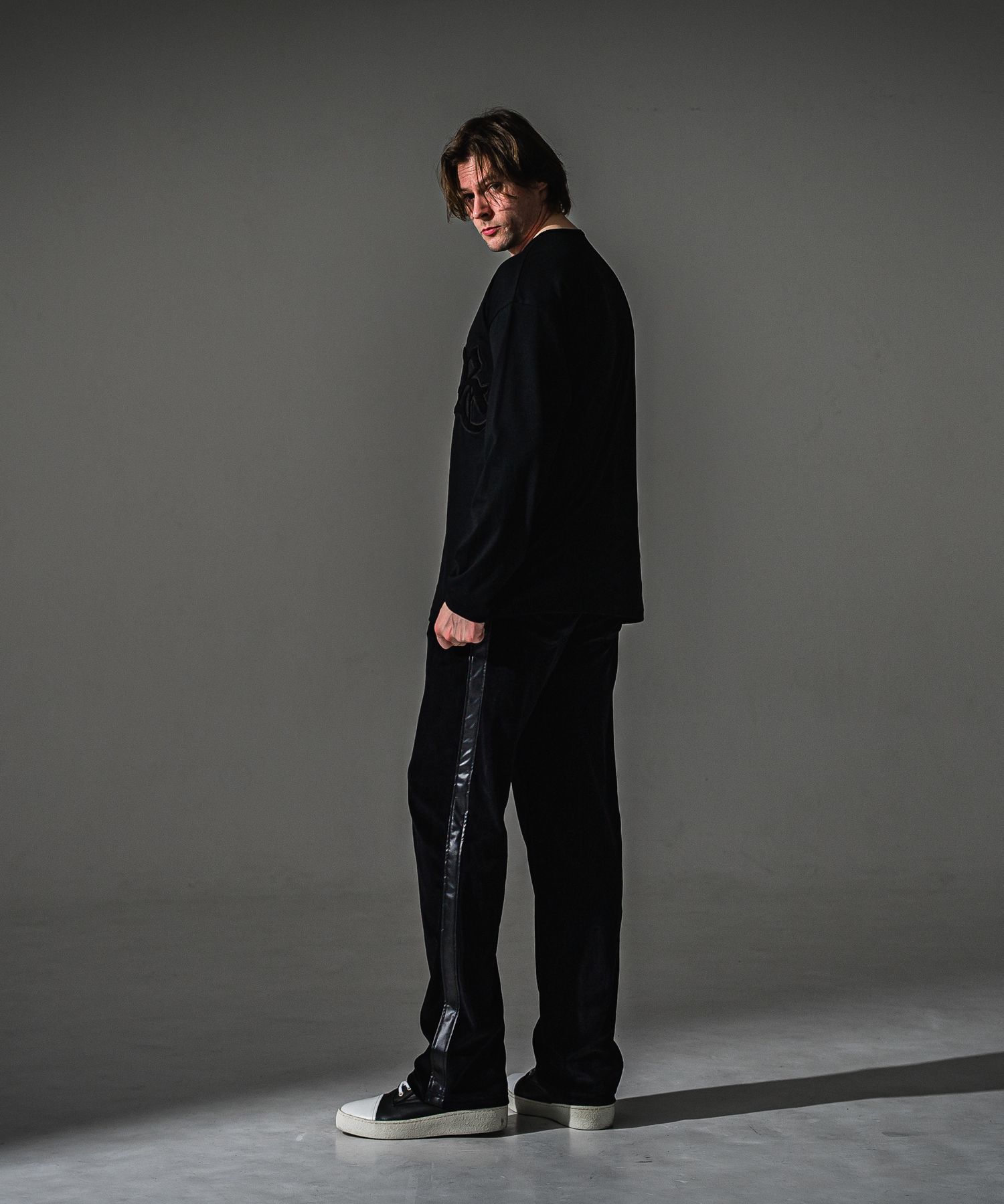 VELOUR SEMIWIDE TUCK PT / RC41-ST-044 / ベロアセミワイドタックパンツ / ブラック (9月中旬入荷予定)