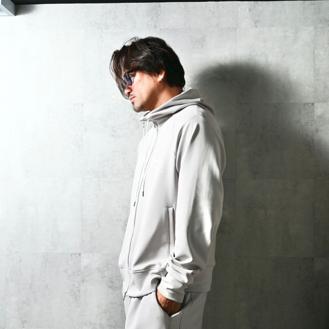 SIGN ZIP HOODIE / DP1-C-002 / サインプリントジップパーカー / グレージュ (2月上旬入荷予定)