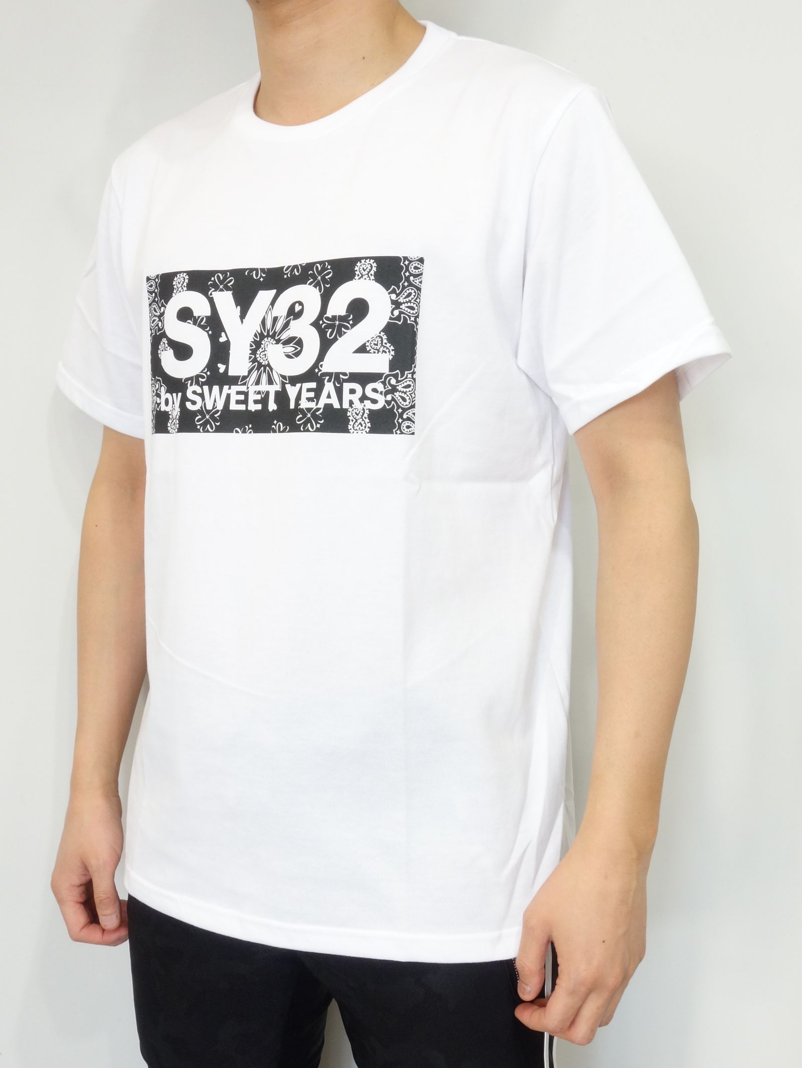 SY32 by SWEET YEARS - PAISLEY BOX LOGO TEE / TNS1733J / プリントT ...