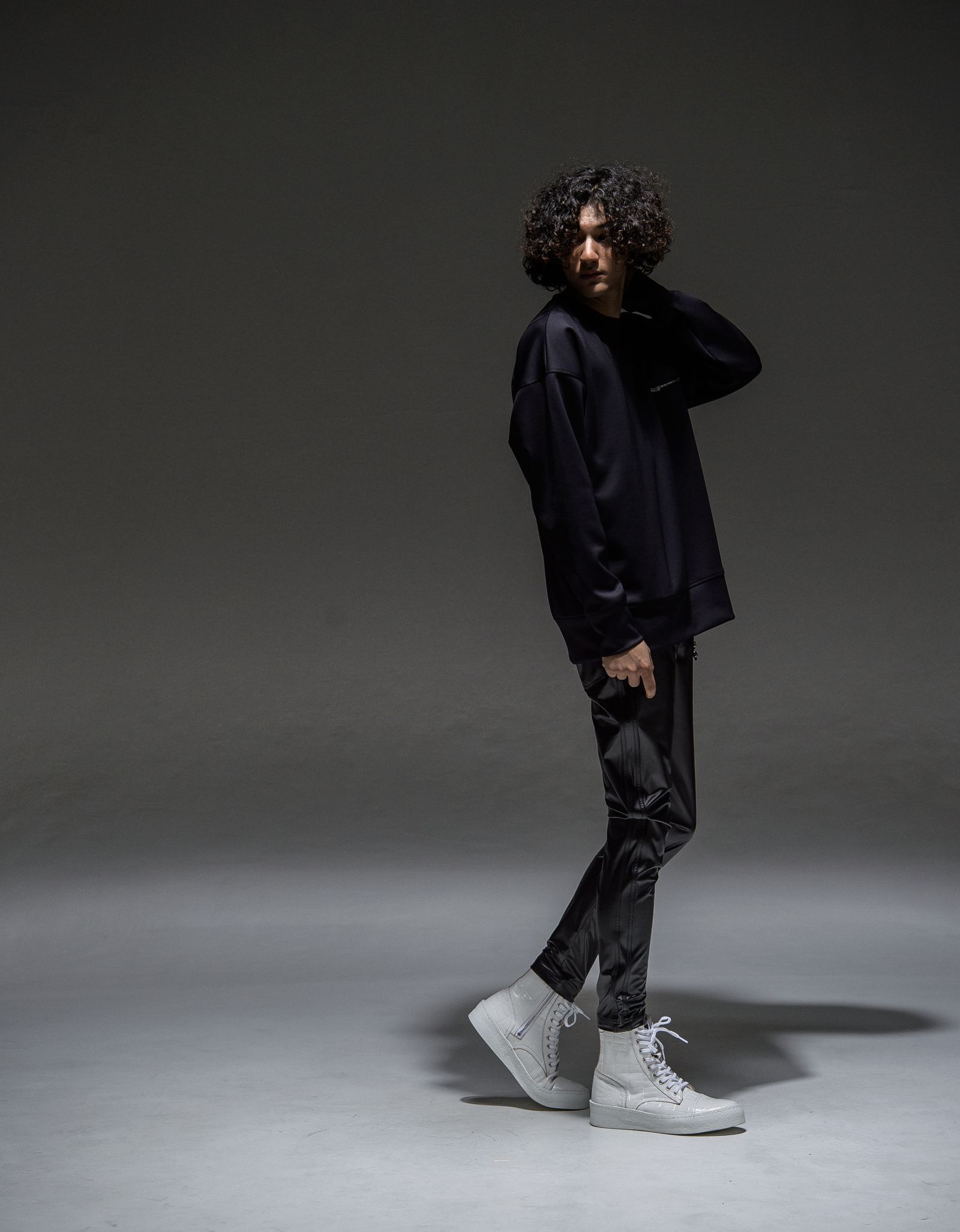 【※期間限定販売※】 BLIND LINE PT / BASIC-ST-008 / レザーラインパンツ