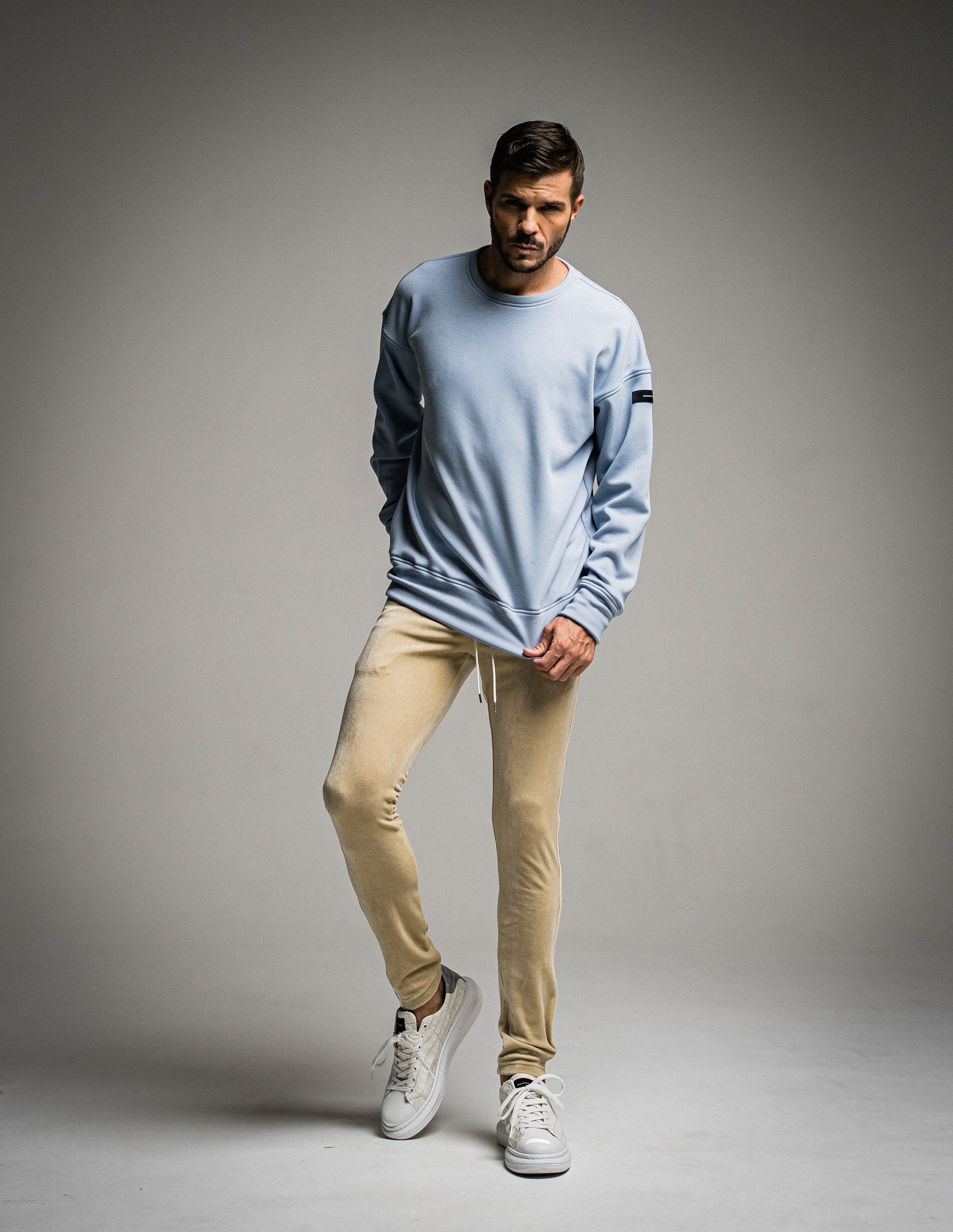 ID BACKROGO VELOURS FLEECE DROP TRAINER / RC26-C-002 / 裏起毛バックロゴトレーナー / サックス