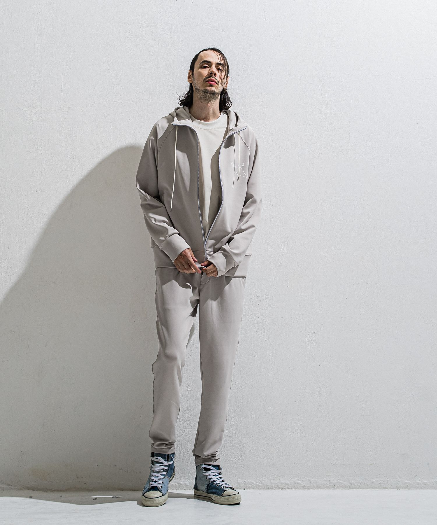 SIGN ZIP HOODIE / DP1-C-002 / サインプリントジップパーカー / グレージュ (2月上旬入荷予定)