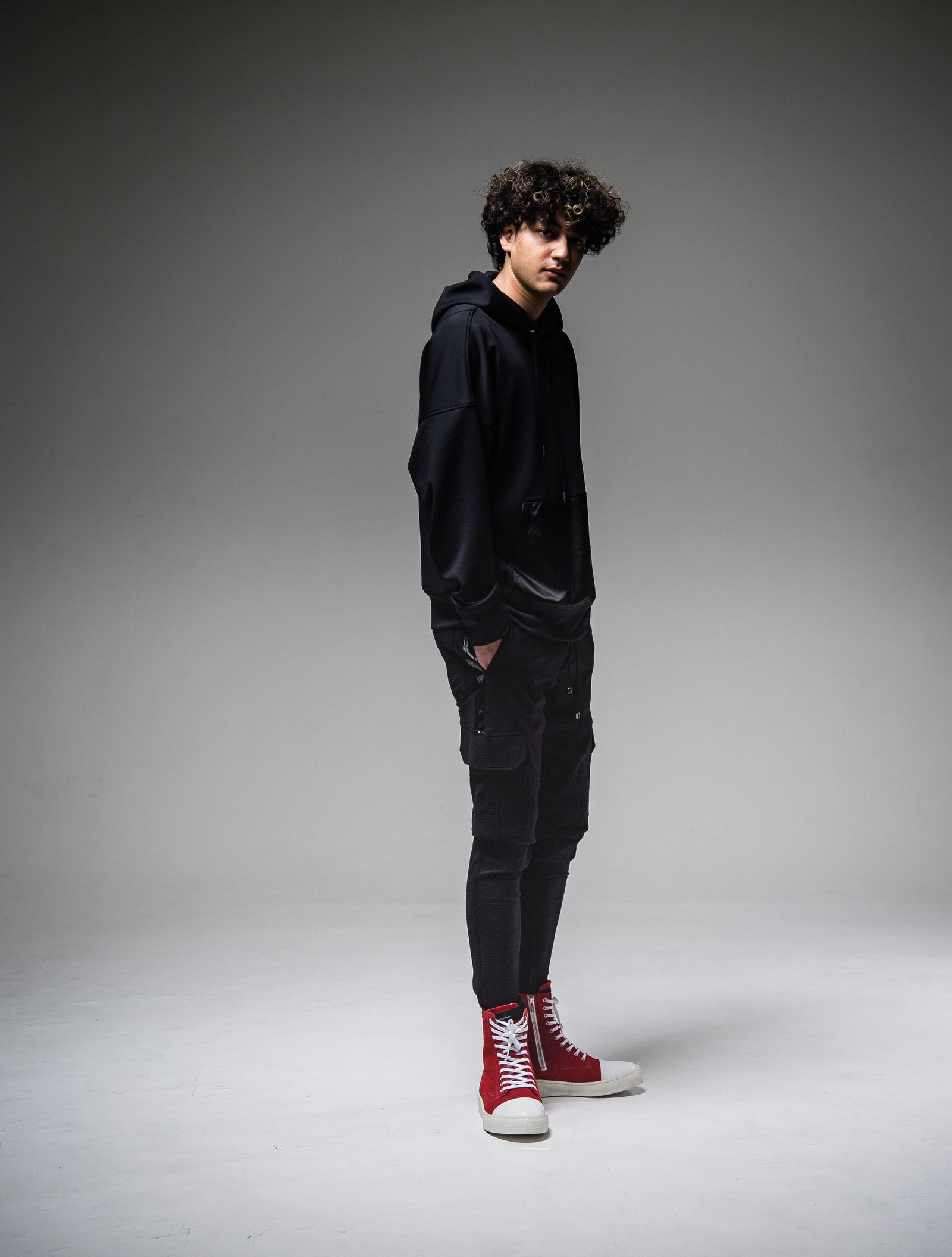 ANTIBACTERIAL NYLON LOOSE HOODIE / RC25-C-006 / ナイロンポケットパーカー / ブラック